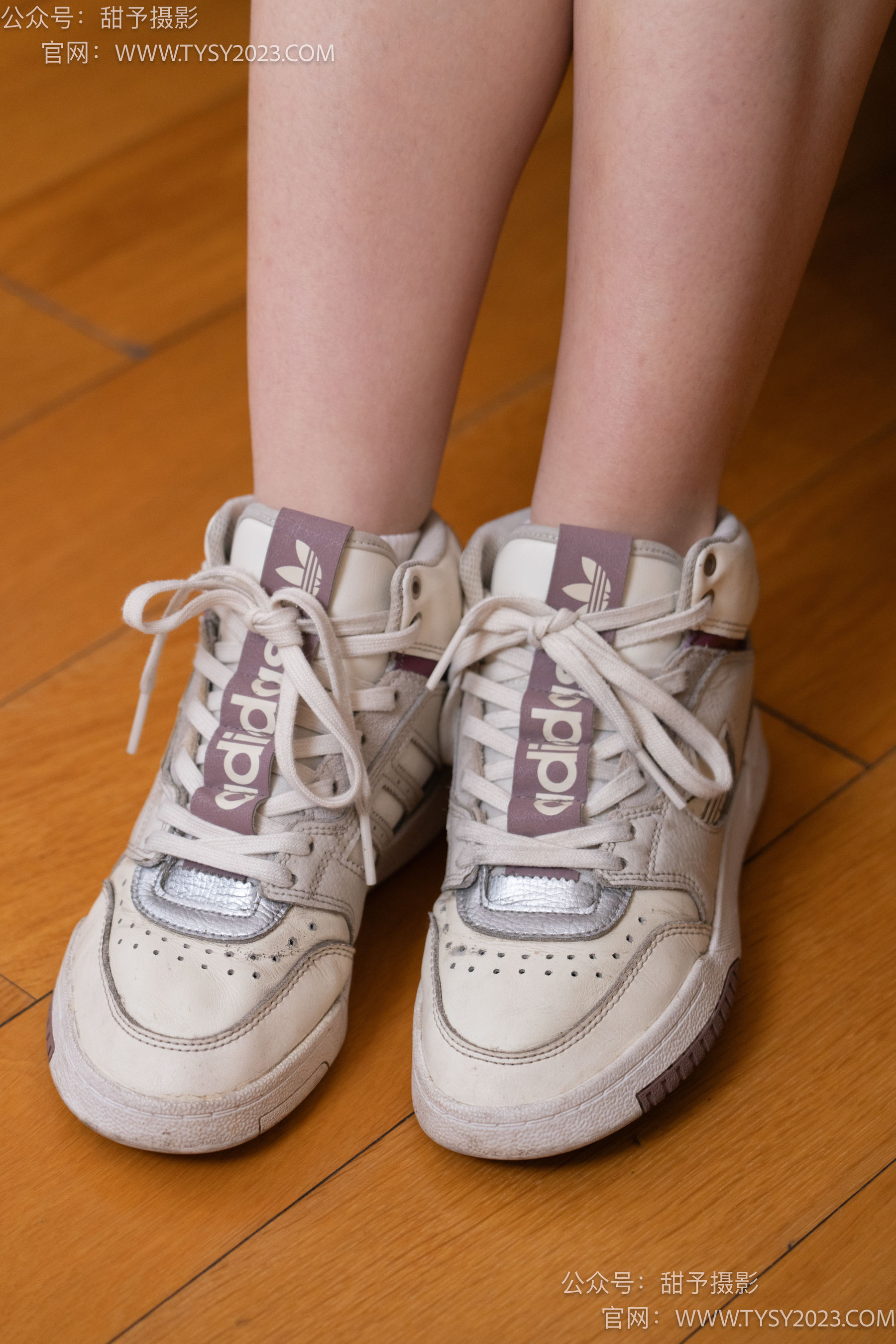 Gallery - 甜予摄影 No.040 小云 -板鞋、白棉袜 - 图库库