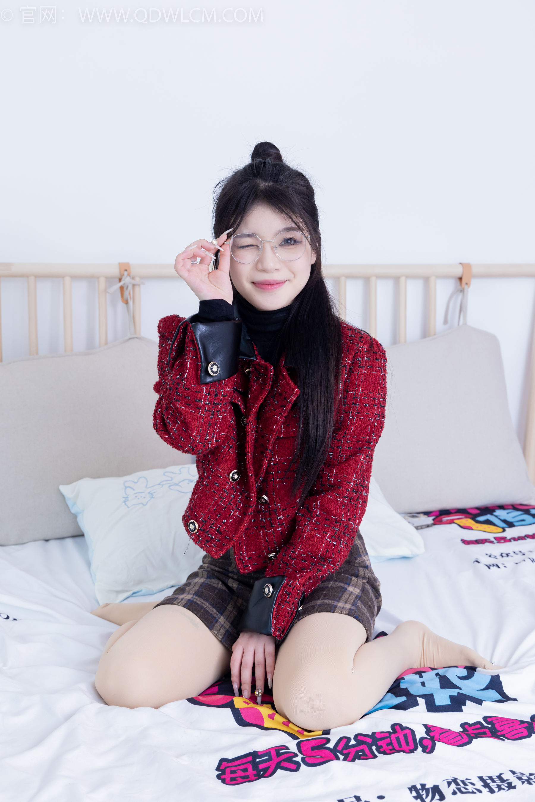 View - 物恋传媒 - Chiness Model  No.2084 闪闪 -华灯初上 - 图库库