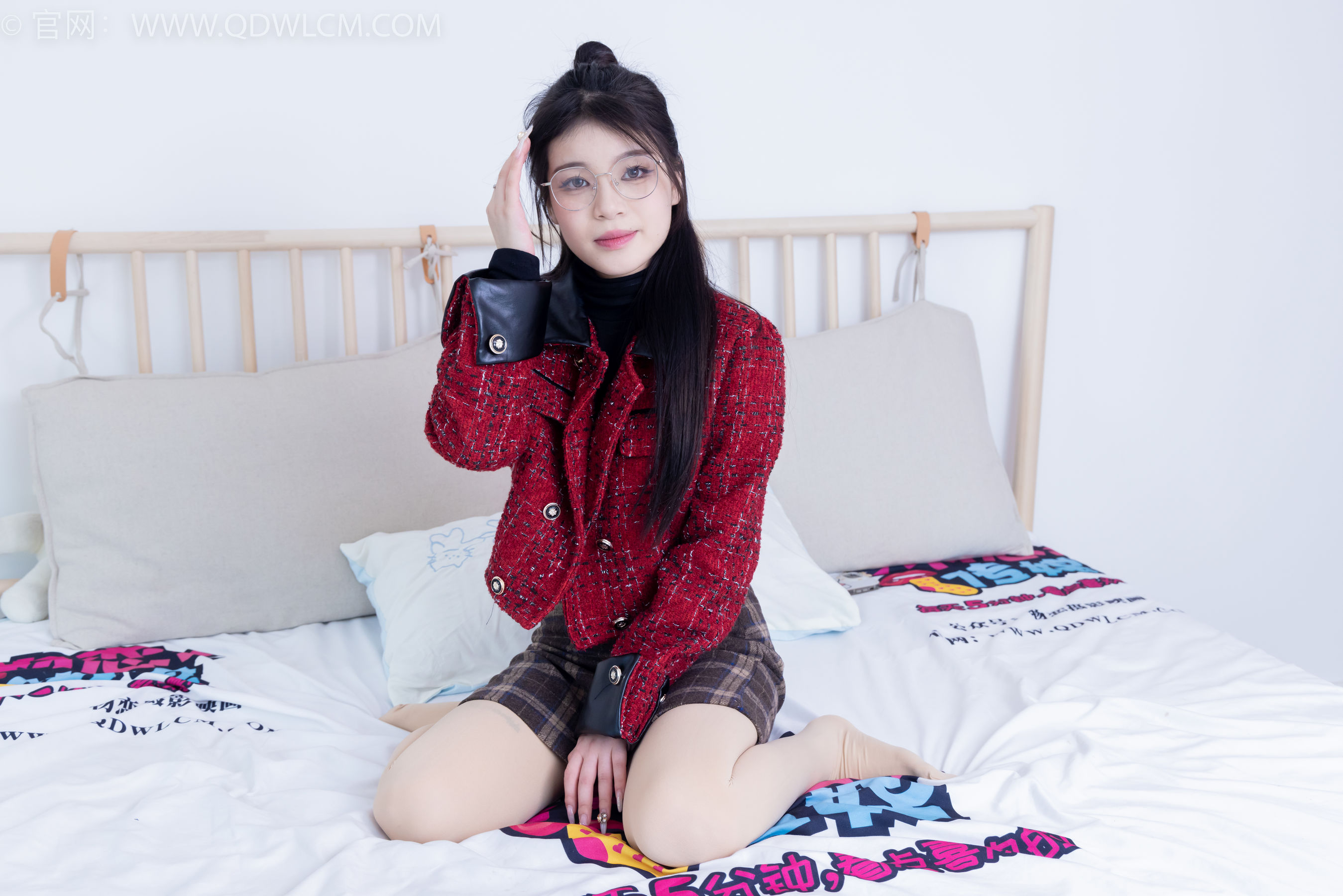 View - 物恋传媒 - Chiness Model  No.2084 闪闪 -华灯初上 - 图库库