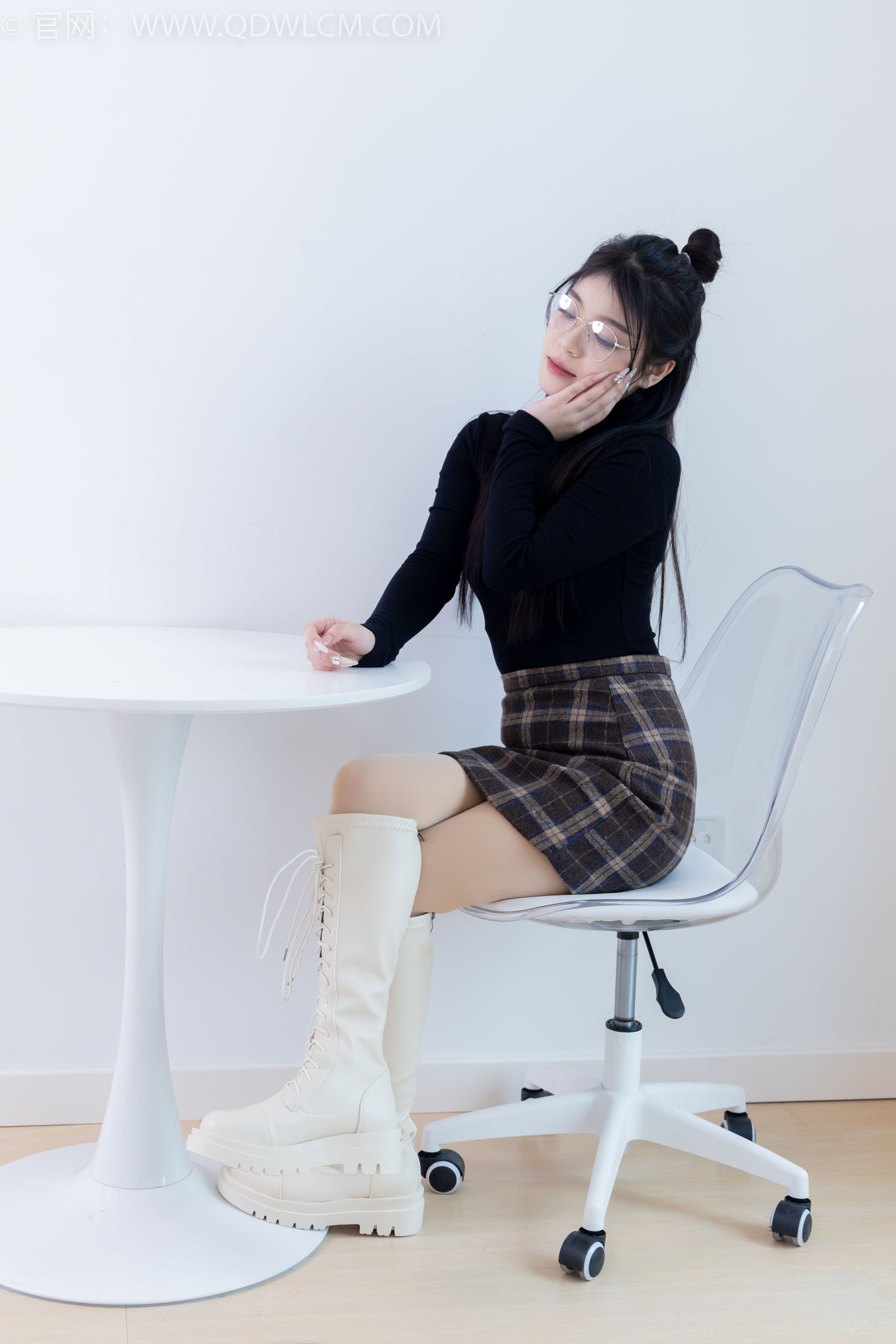 View - 物恋传媒 - Chiness Model  No.2084 闪闪 -华灯初上 - 图库库