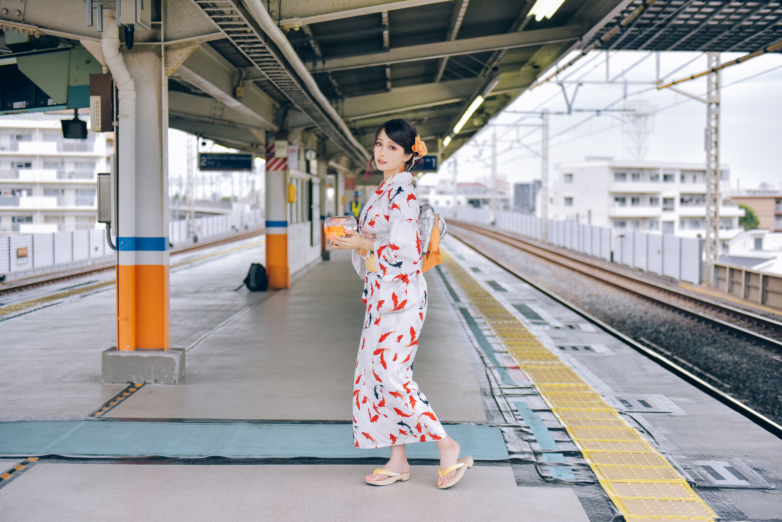 Gallery - Ely_eee(ElyEE子) - Goldfish Stroll 金魚散步 - 图库库