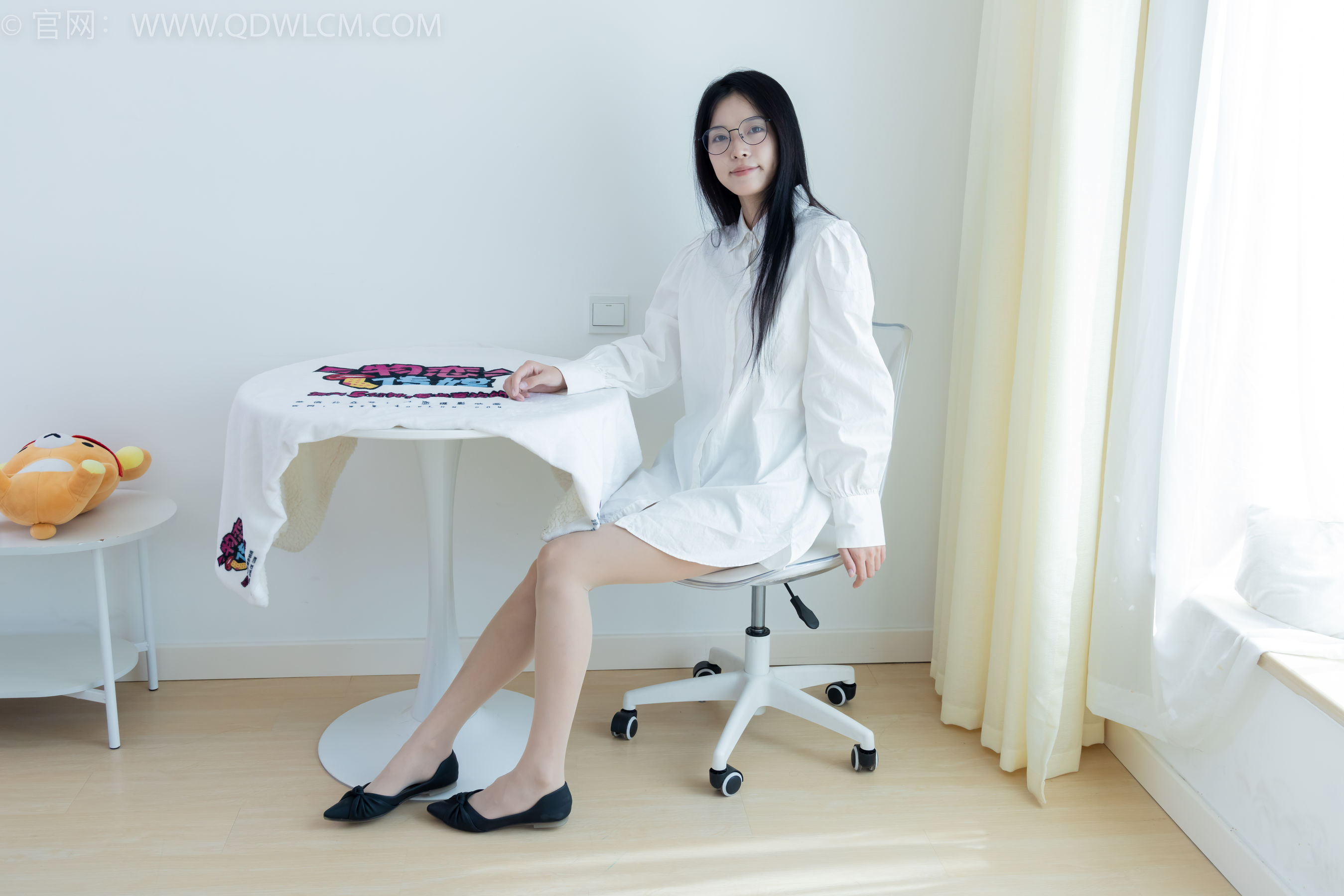 View - 物恋传媒 - Chiness Model  No.2122 茯苓 - 皑皑霜雪的纯净 - 图库库