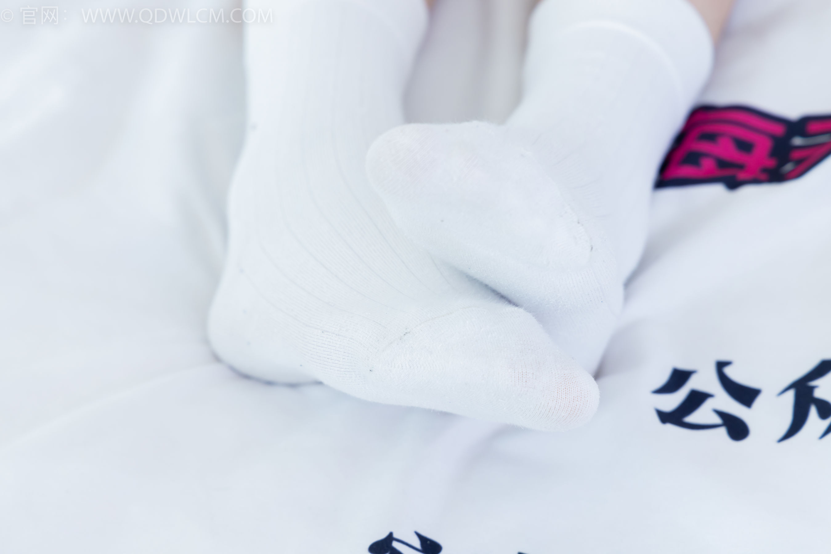 View - 物恋传媒 - Chiness Model  No.2121 芋泥 - 清澈海浪的吟唱 - 图库库