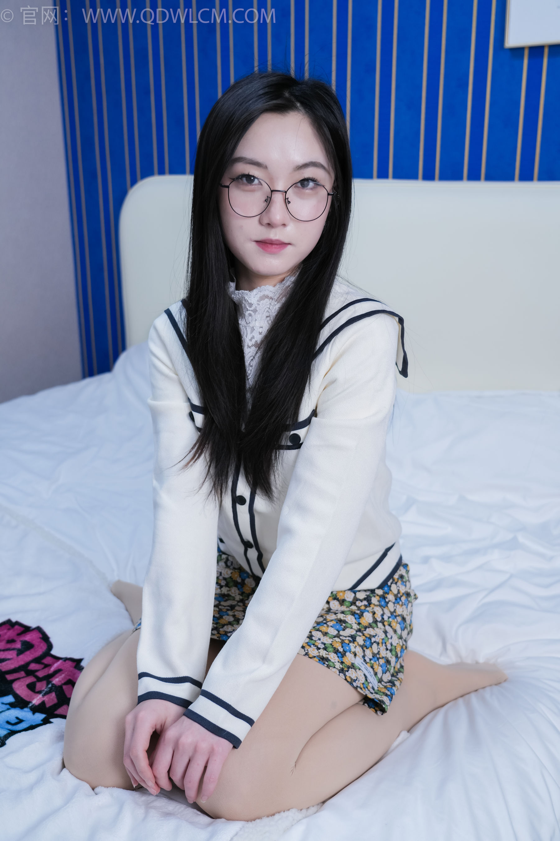 View - 物恋传媒 - Chiness Model  No.2117 川川 - 过往消亡 - 图库库