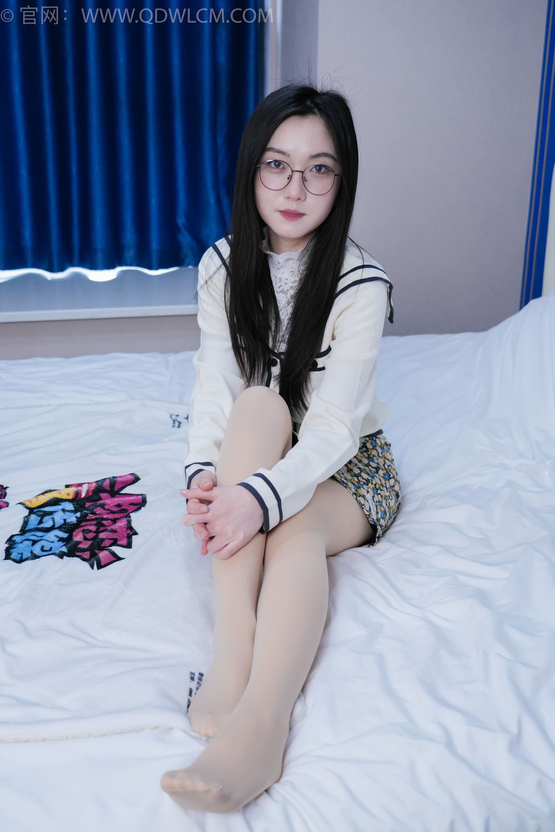 View - 物恋传媒 - Chiness Model  No.2117 川川 - 过往消亡 - 图库库