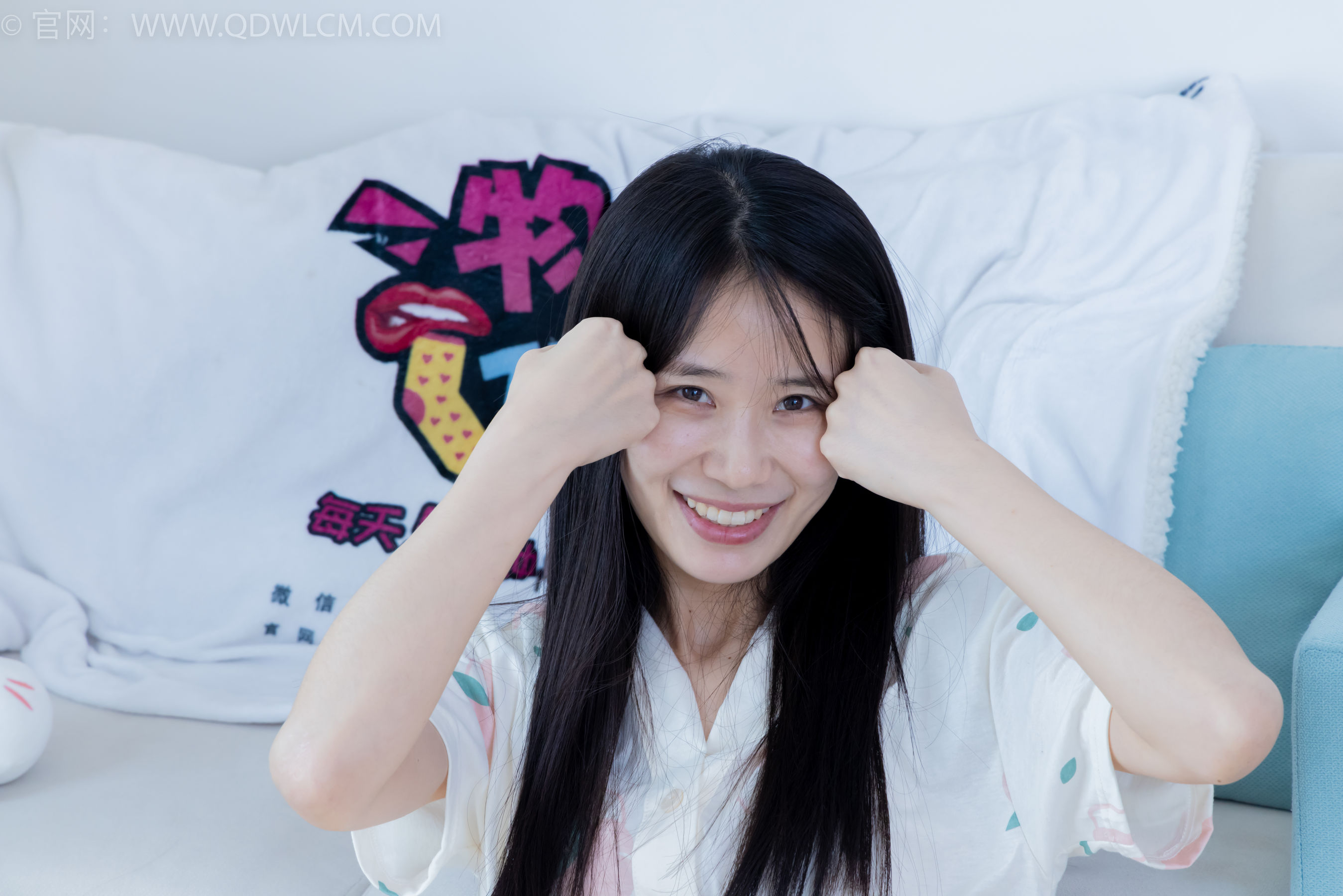 View - 物恋传媒 - Chiness Model  No.2116 菜菜 - 蔚蓝色的街 - 图库库