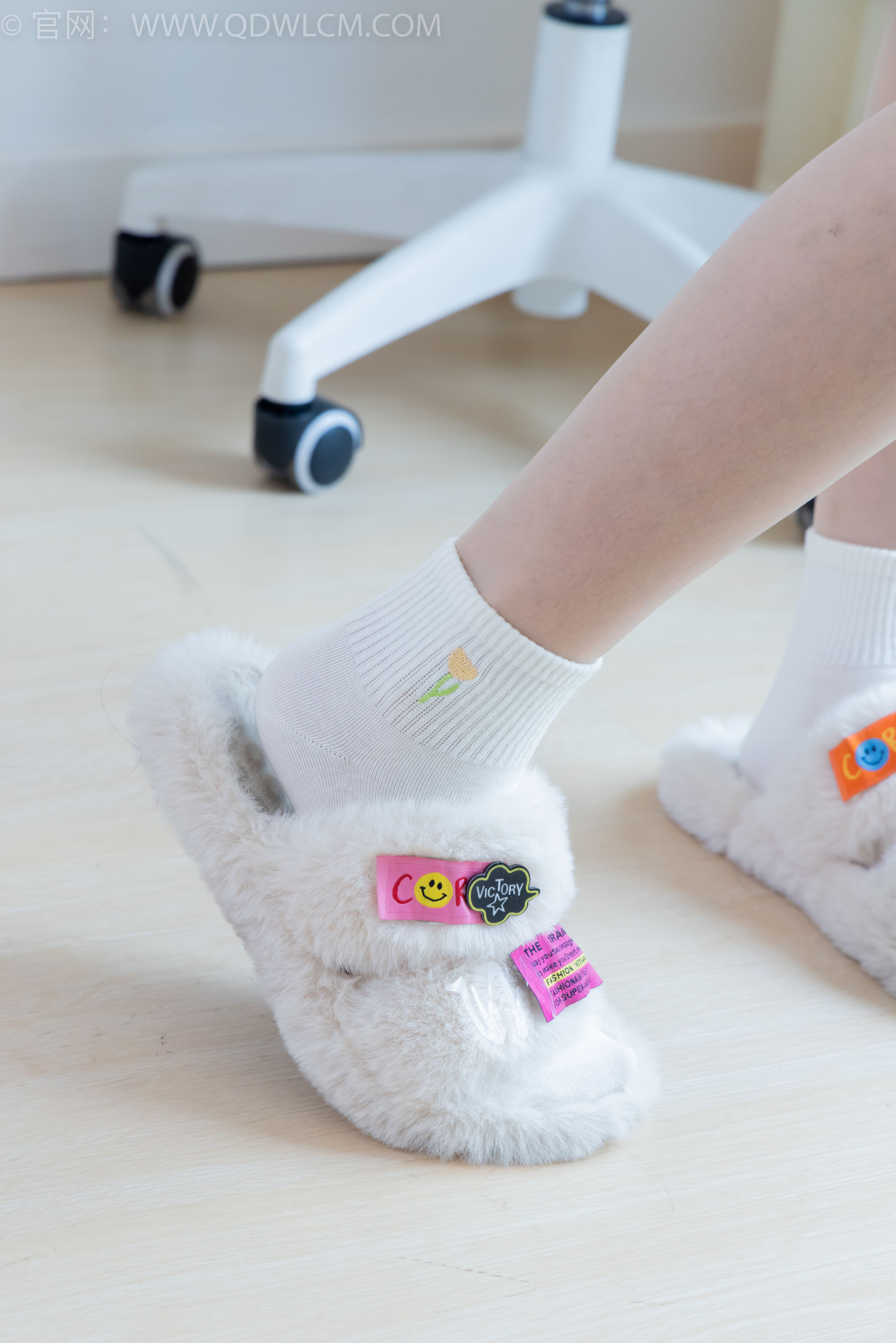 View - 物恋传媒 - Chiness Model  No.2116 菜菜 - 蔚蓝色的街 - 图库库