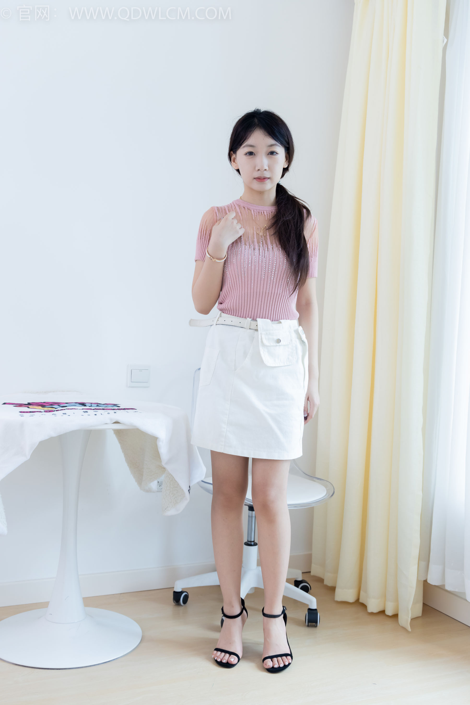 View - 物恋传媒 - Chiness Model  No.2118 丹丹 - 笑颜如花 - 图库库