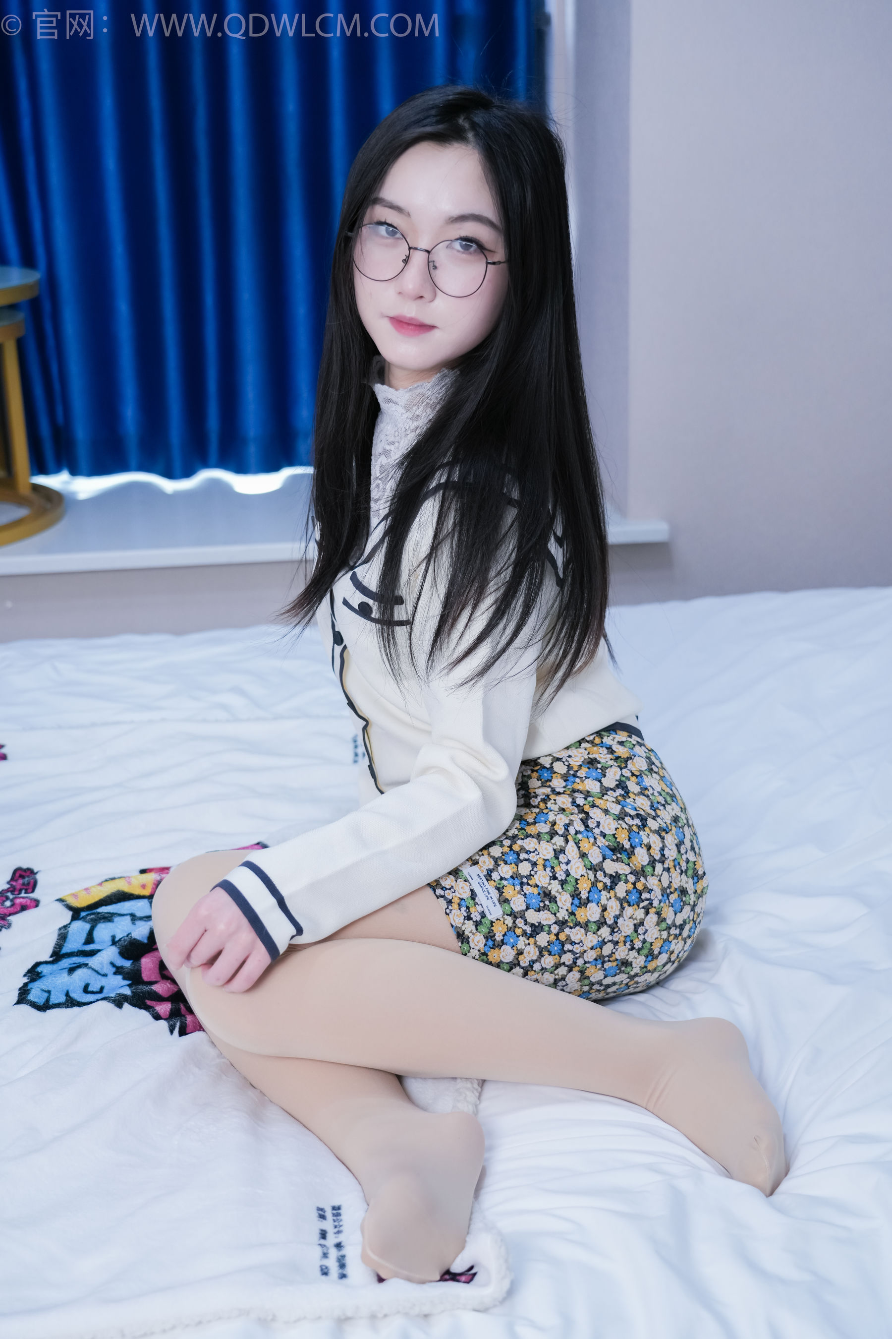 View - 物恋传媒 - Chiness Model  No.2117 川川 - 过往消亡 - 图库库