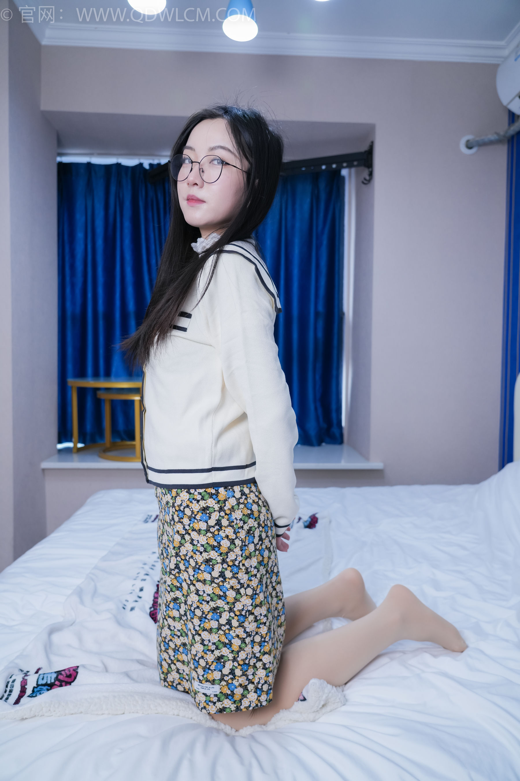 View - 物恋传媒 - Chiness Model  No.2117 川川 - 过往消亡 - 图库库