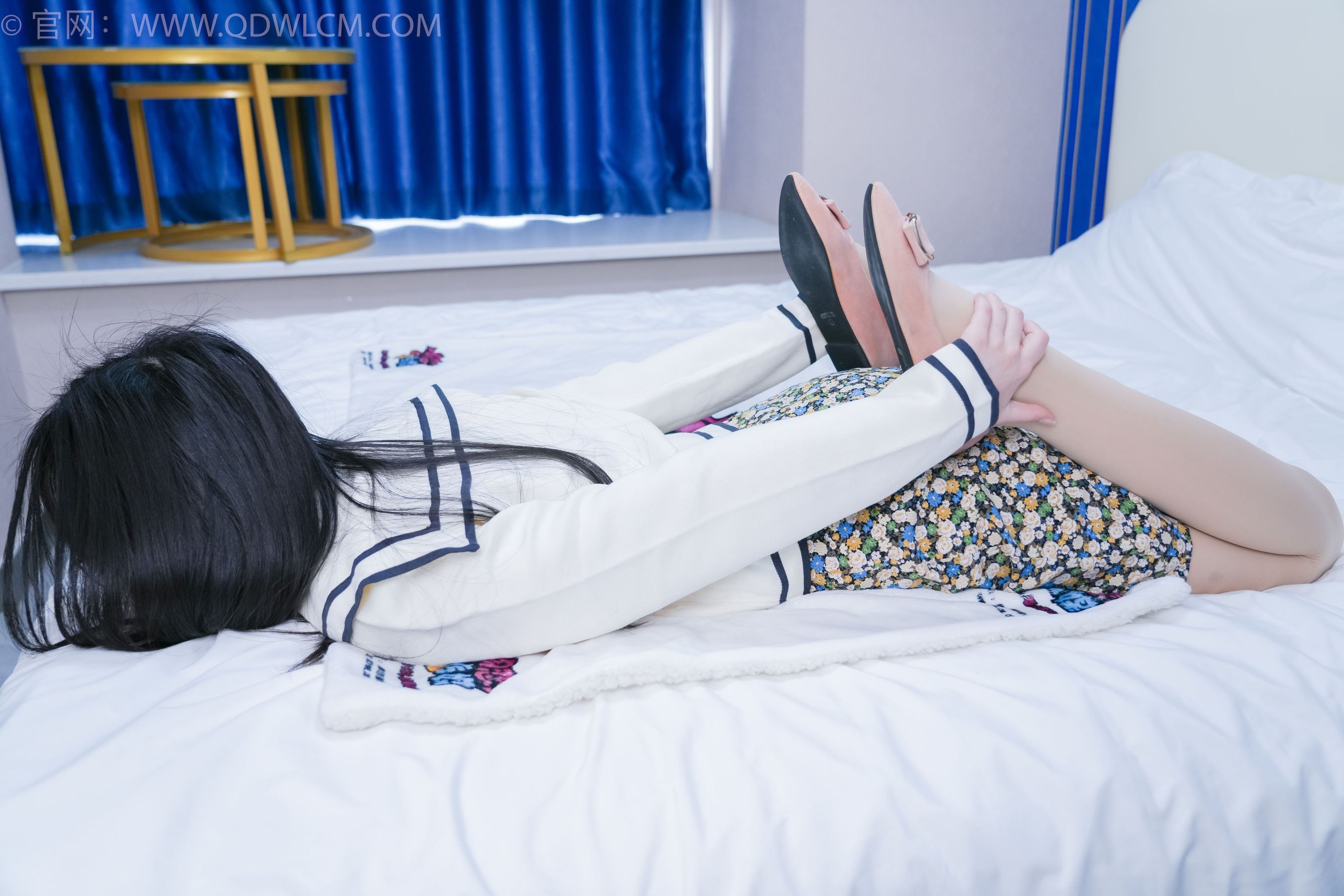 View - 物恋传媒 - Chiness Model  No.2117 川川 - 过往消亡 - 图库库