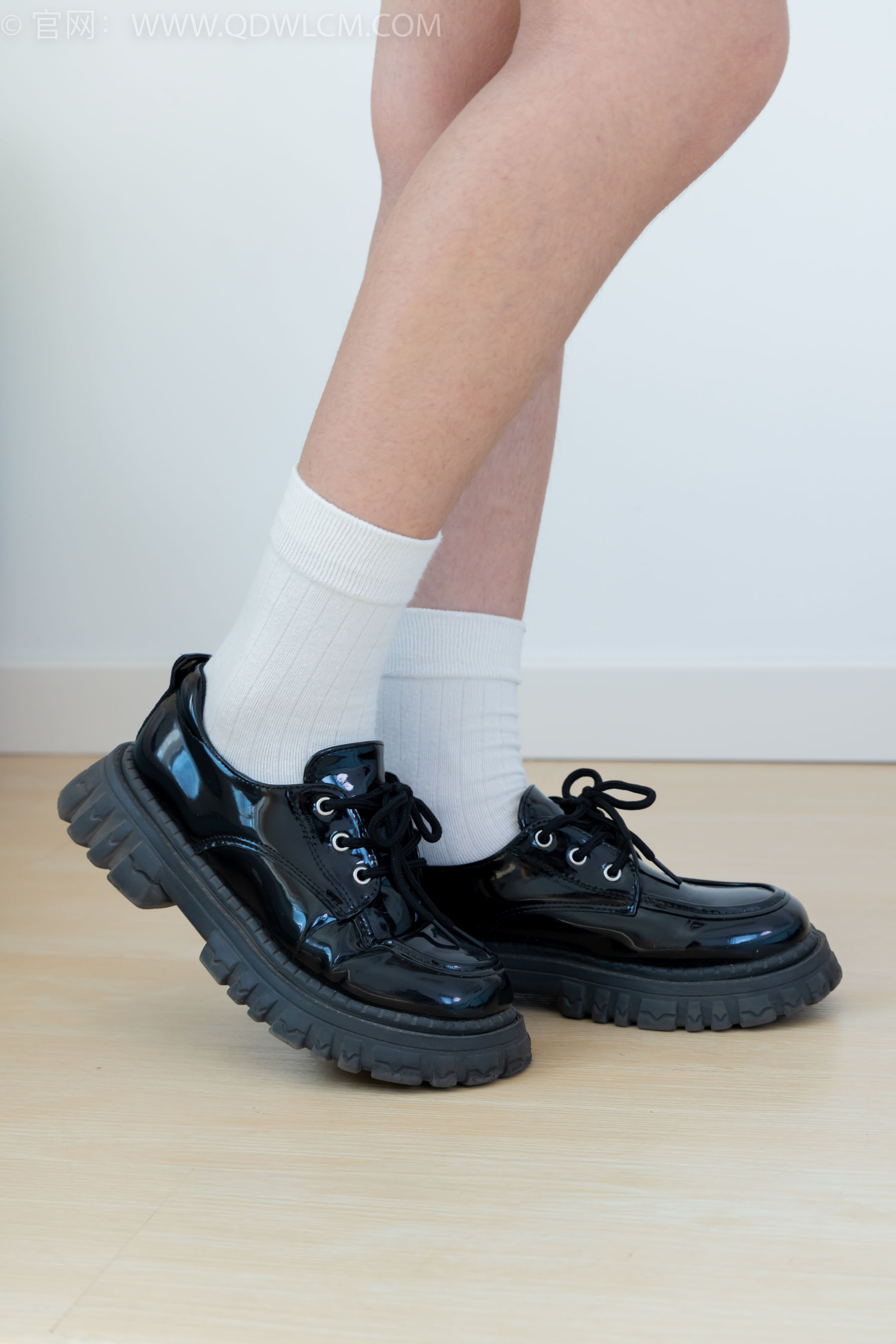 View - 物恋传媒 - Chiness Model  No.2121 芋泥 - 清澈海浪的吟唱 - 图库库