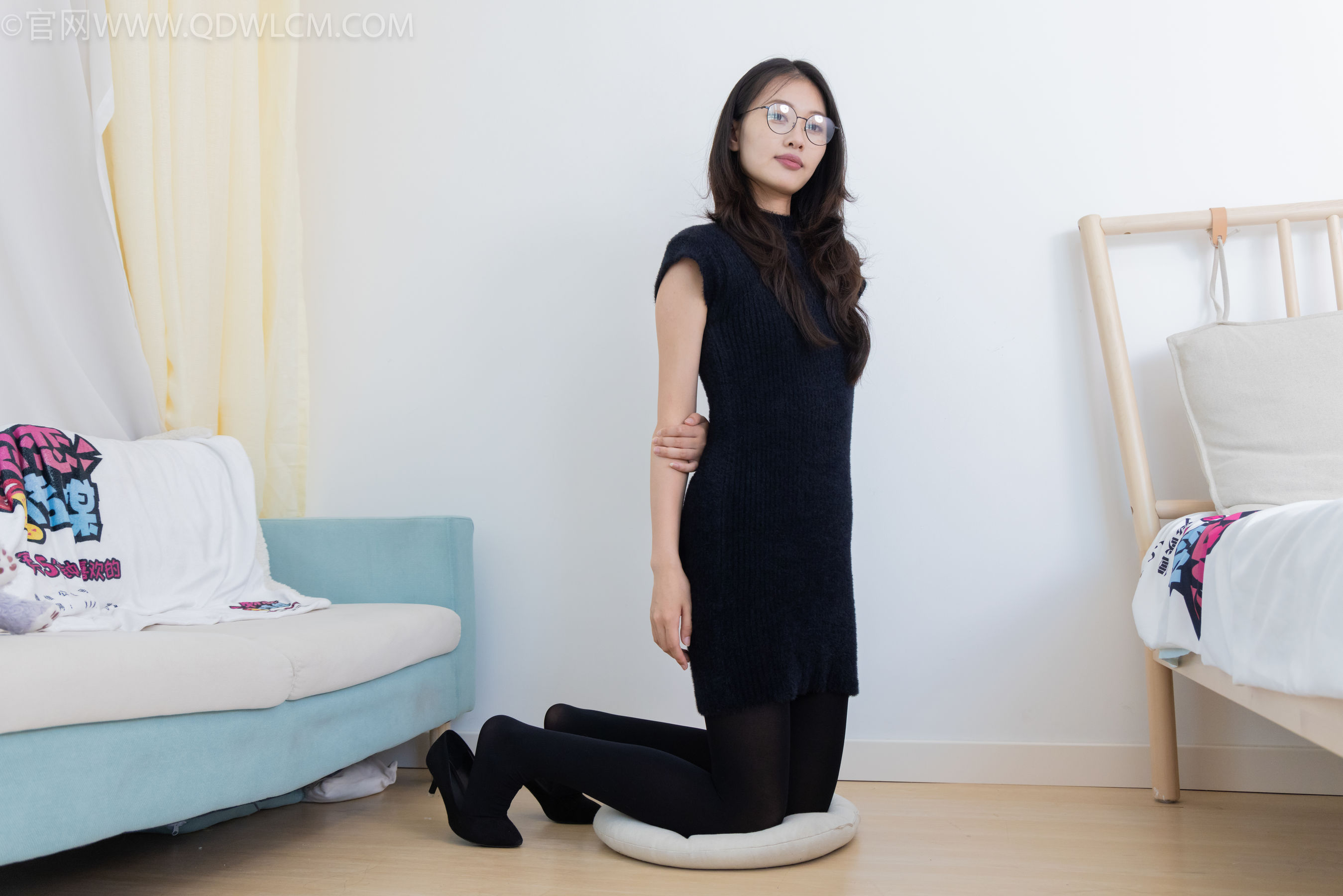 View - 物恋传媒 - Chiness Model  No.2115 小优 - 美好的过往 - 图库库