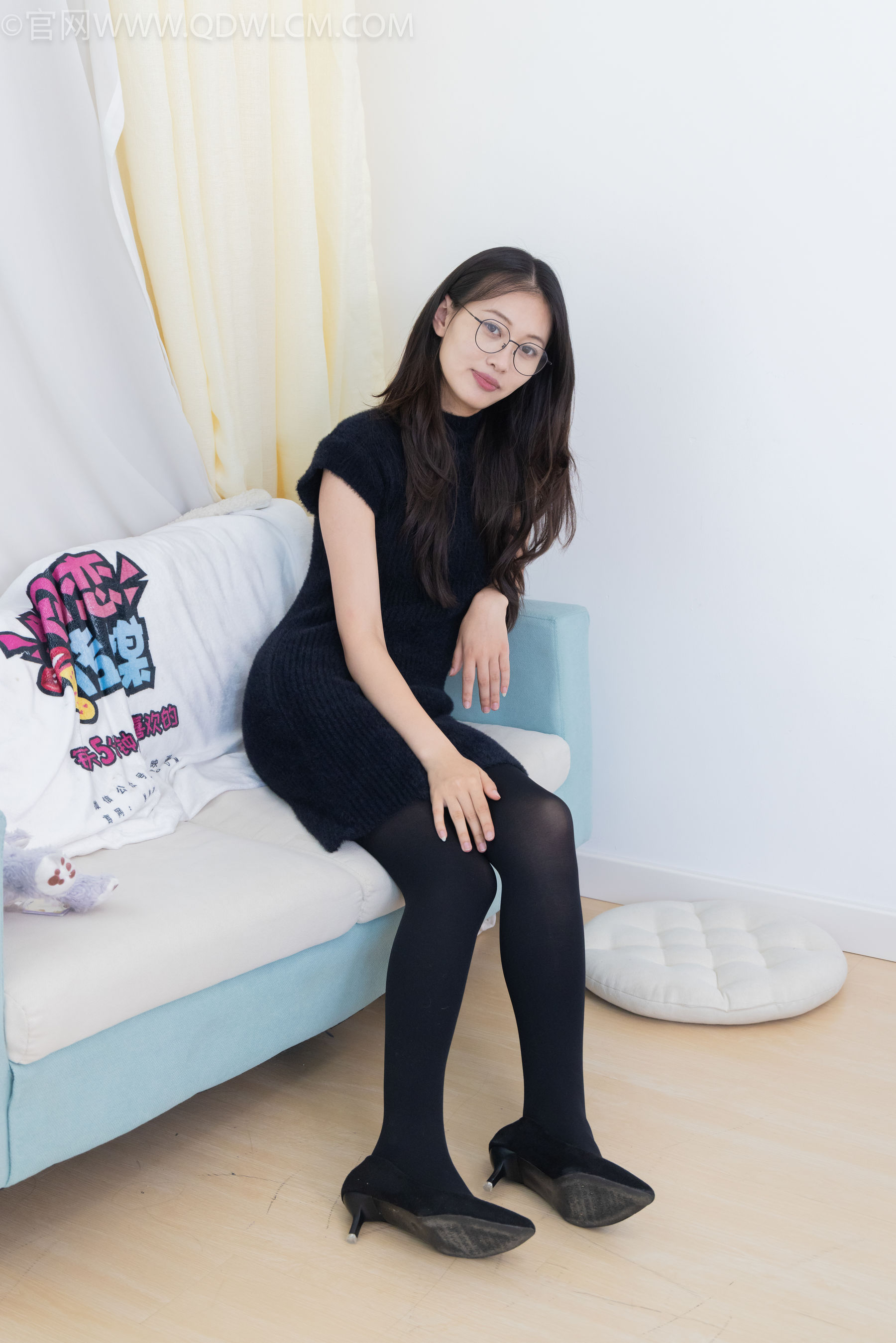 View - 物恋传媒 - Chiness Model  No.2115 小优 - 美好的过往 - 图库库