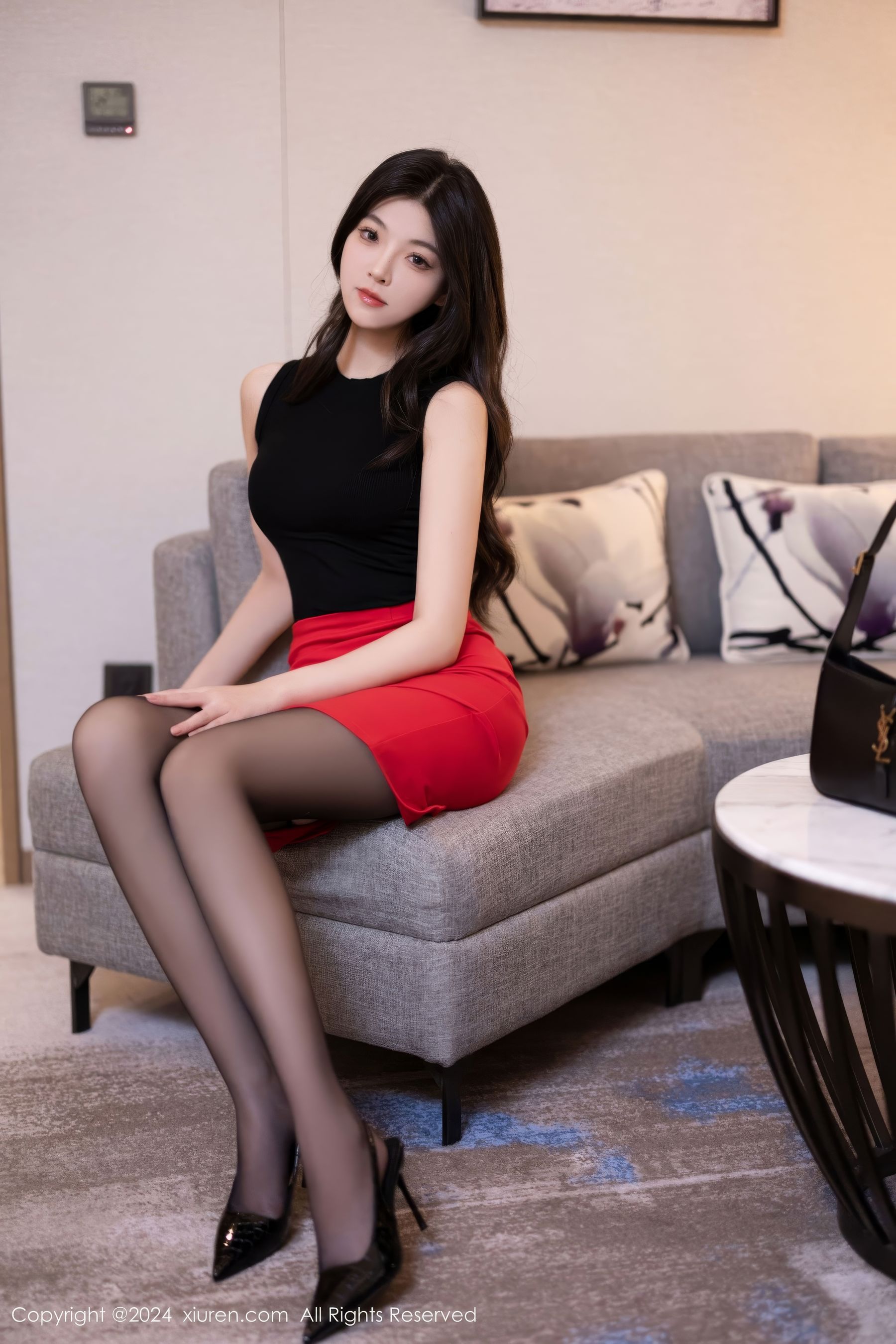 View - [XiuRen] 2024.09.18 No.9169 初梦瑶 - 图库库