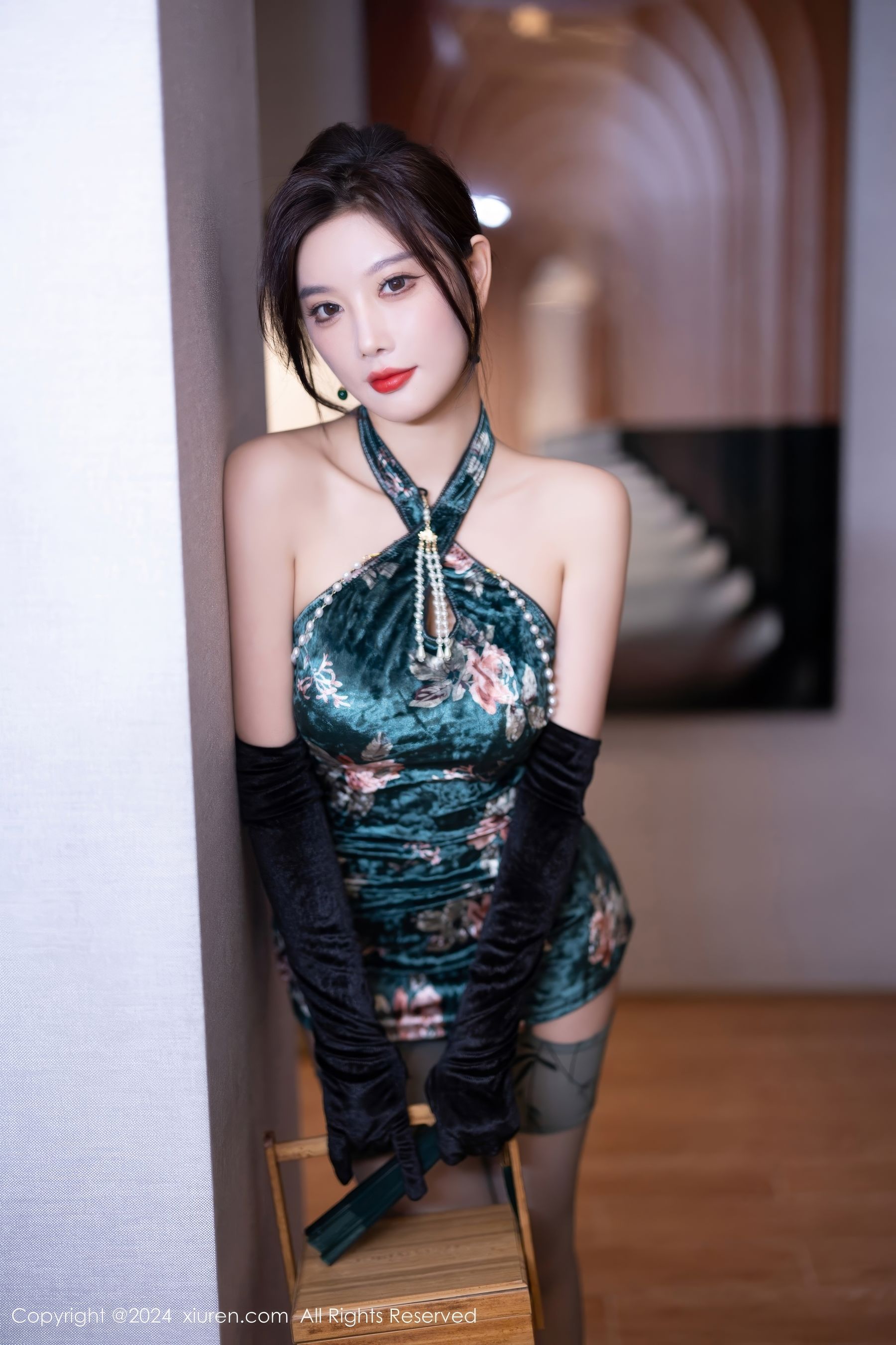 View - [XiuRen] 2024.09.14 No.9165 杨晨晨Yome - 图库库