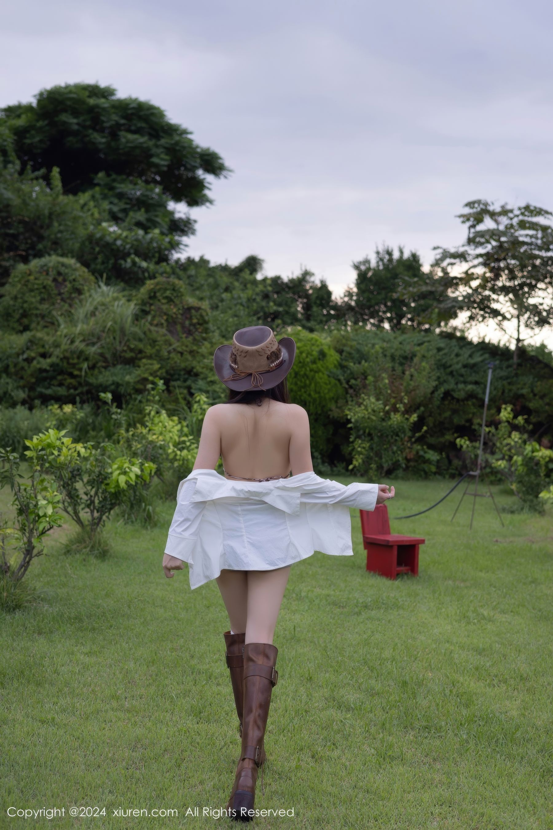 View - [XiuRen] 2024.09.14 No.9166 鱼子酱Fish - 图库库