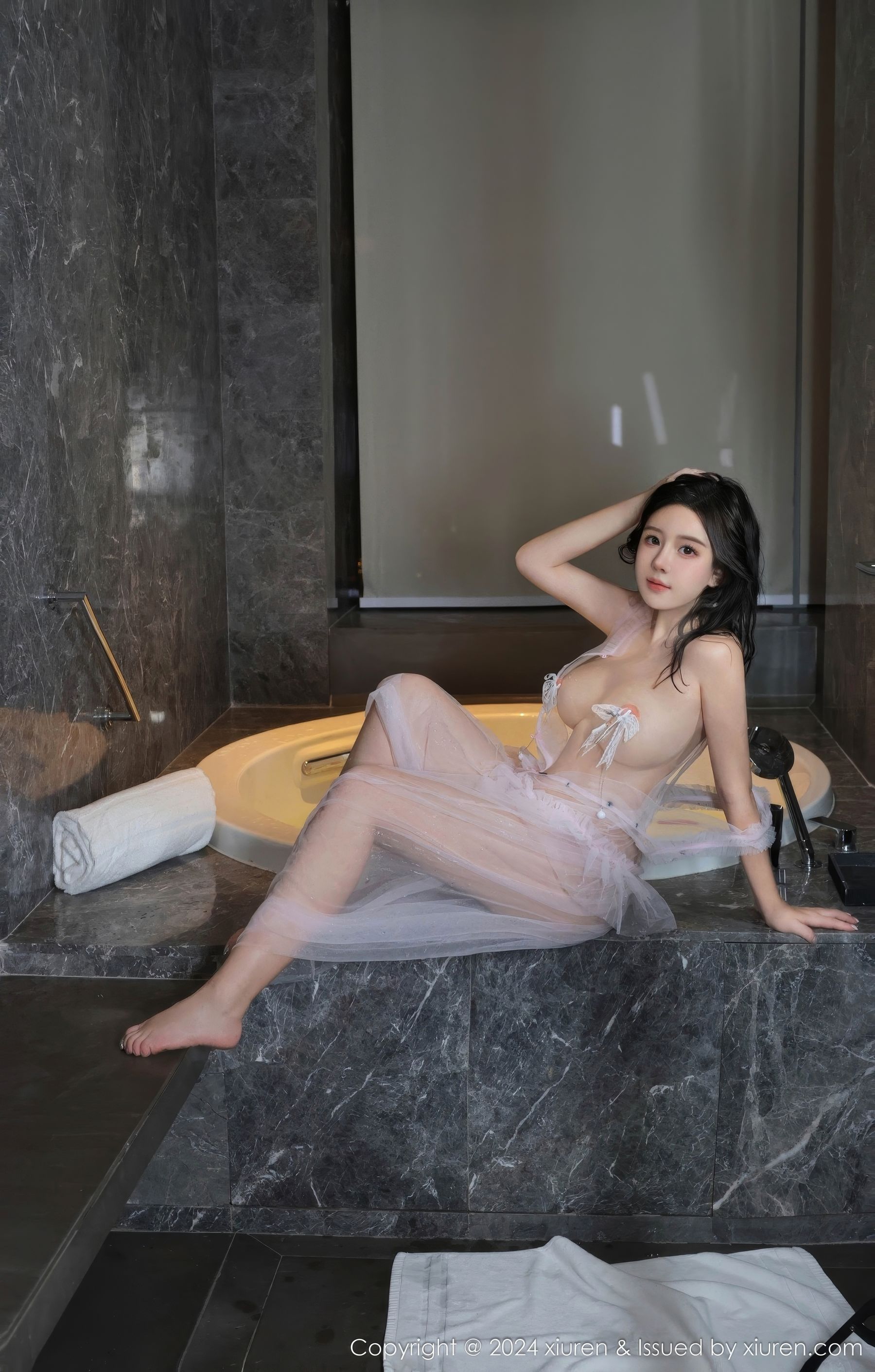 View - [XiuRen] 2024.09.14 No.9164 小薯条nienie - 图库库