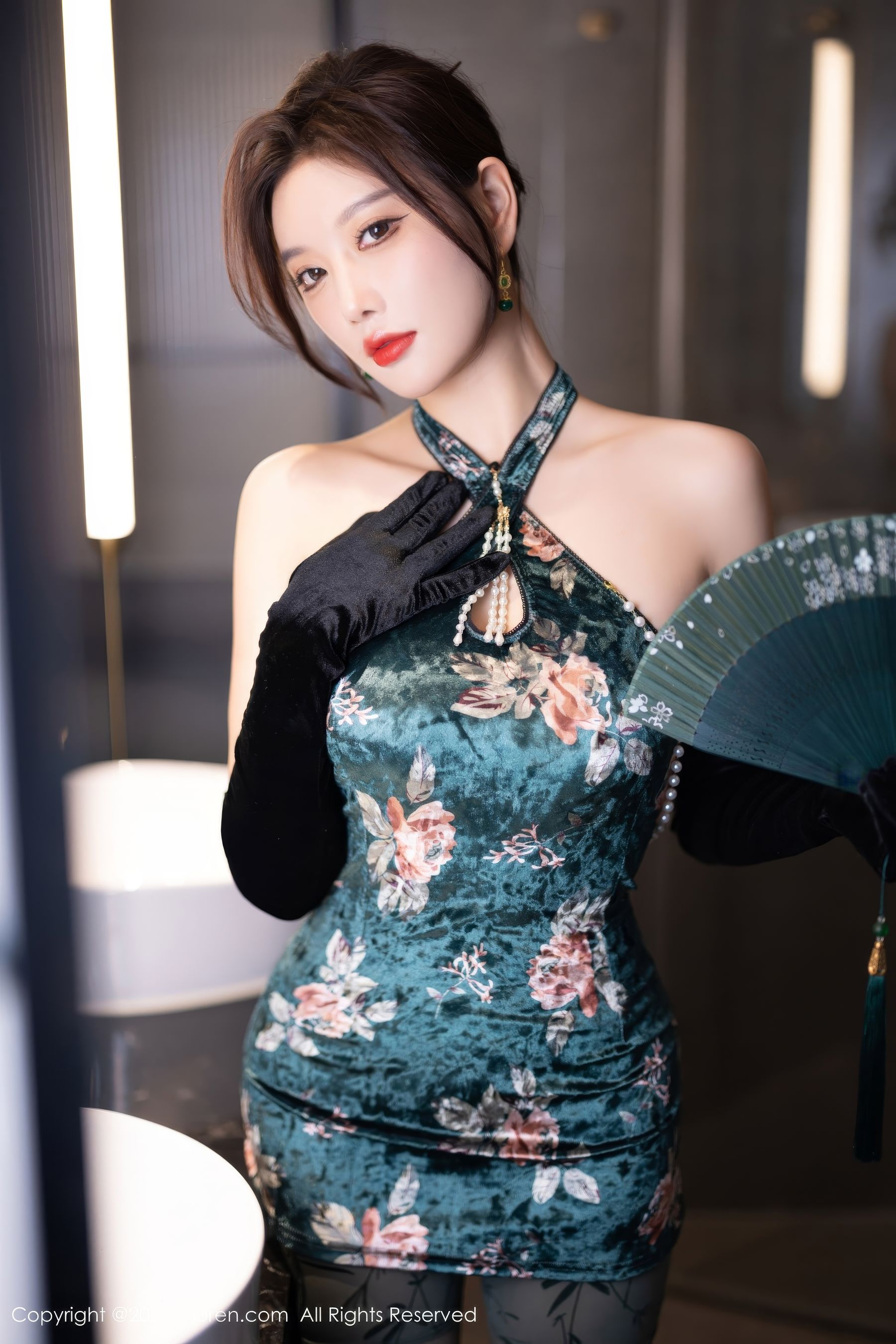 View - [XiuRen] 2024.09.14 No.9165 杨晨晨Yome - 图库库