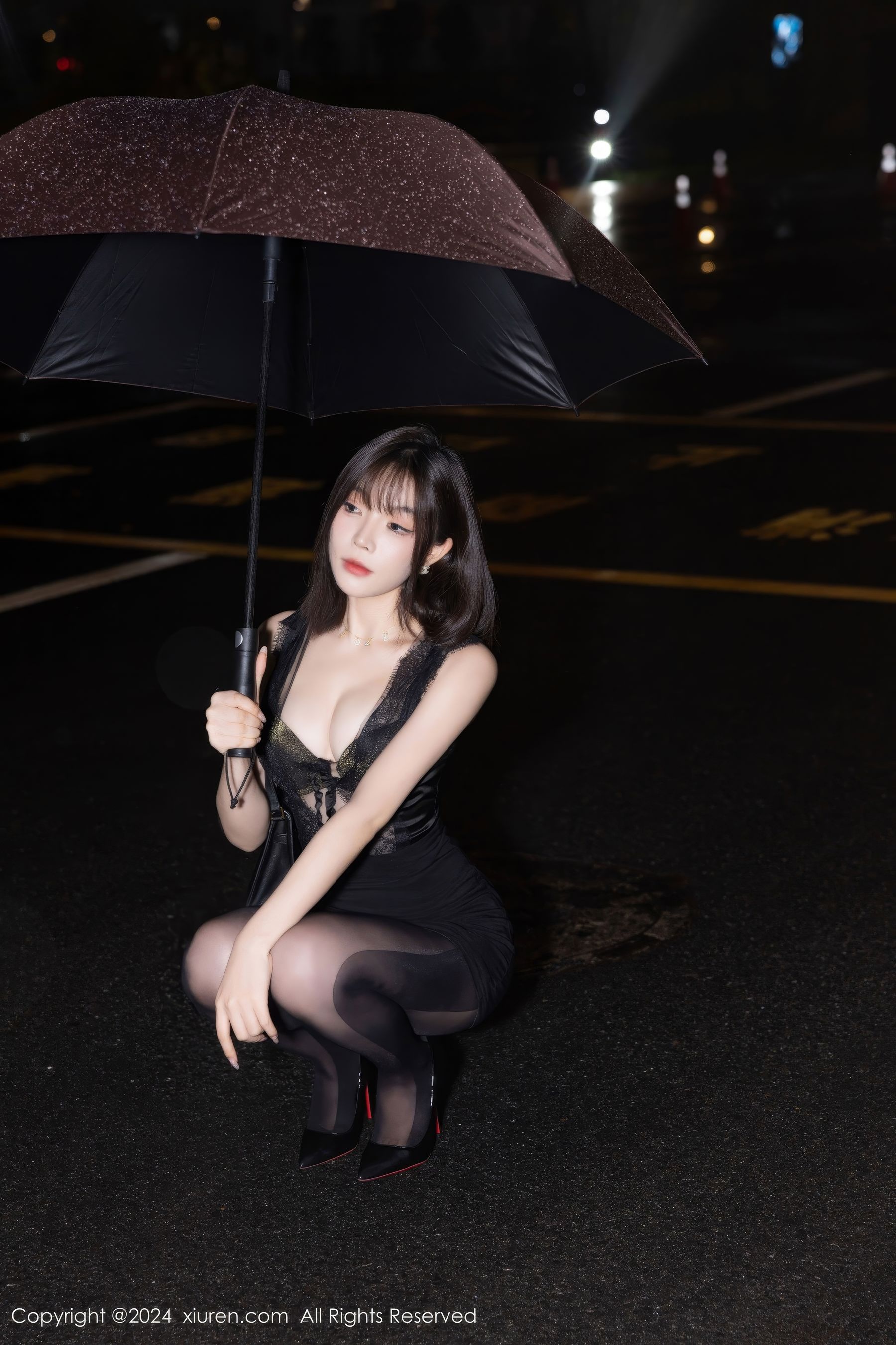 View - [XiuRen] 2024.09.13 No.9157 徐莉芝Booty - 图库库