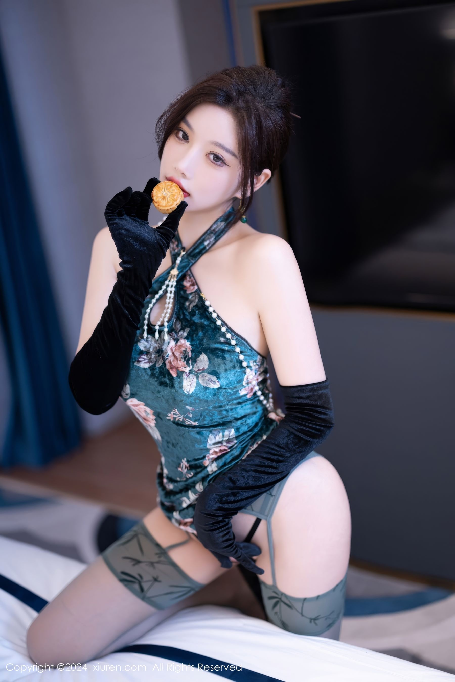 View - [XiuRen] 2024.09.14 No.9165 杨晨晨Yome - 图库库