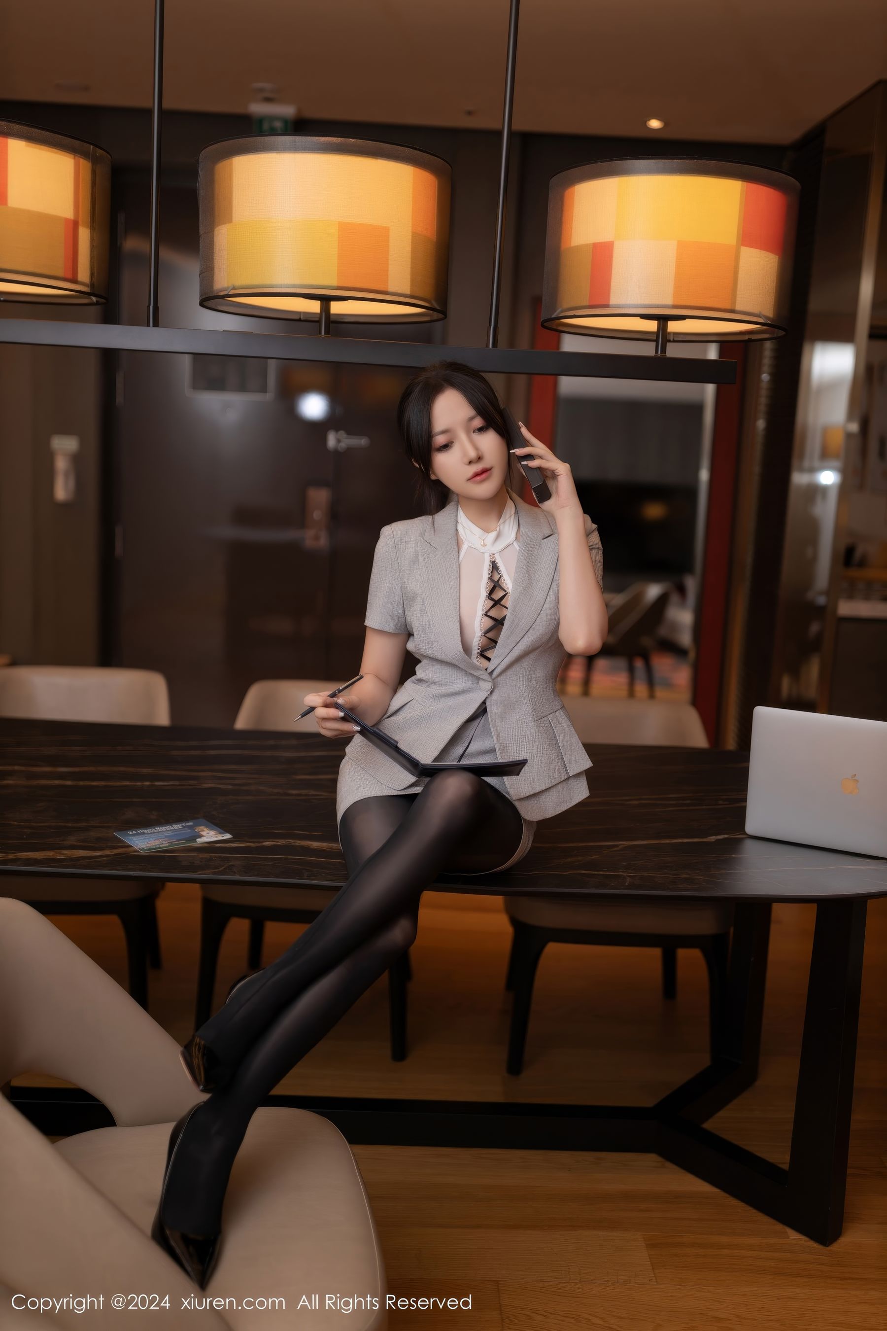 View - [XiuRen] 2024.09.20 No.9189 鱼子酱Fish - 图库库