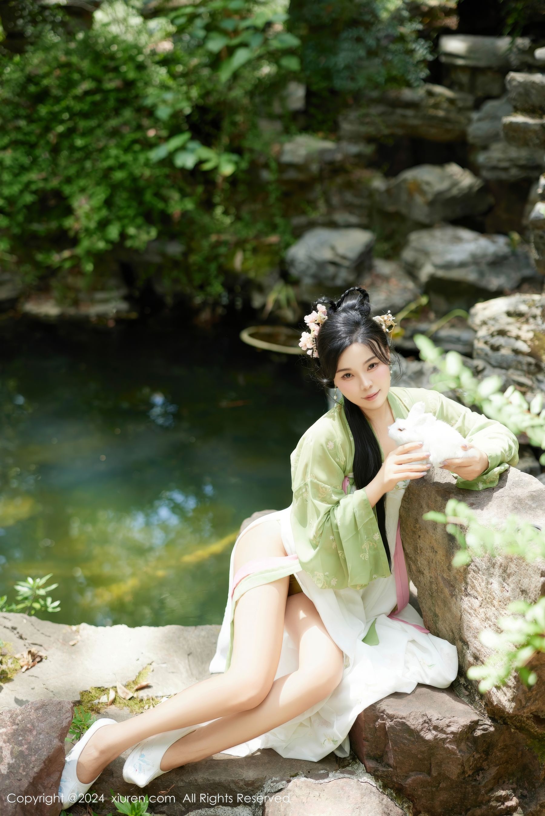 View - [XiuRen] 2024.09.14 No.9162 麦田 - 图库库