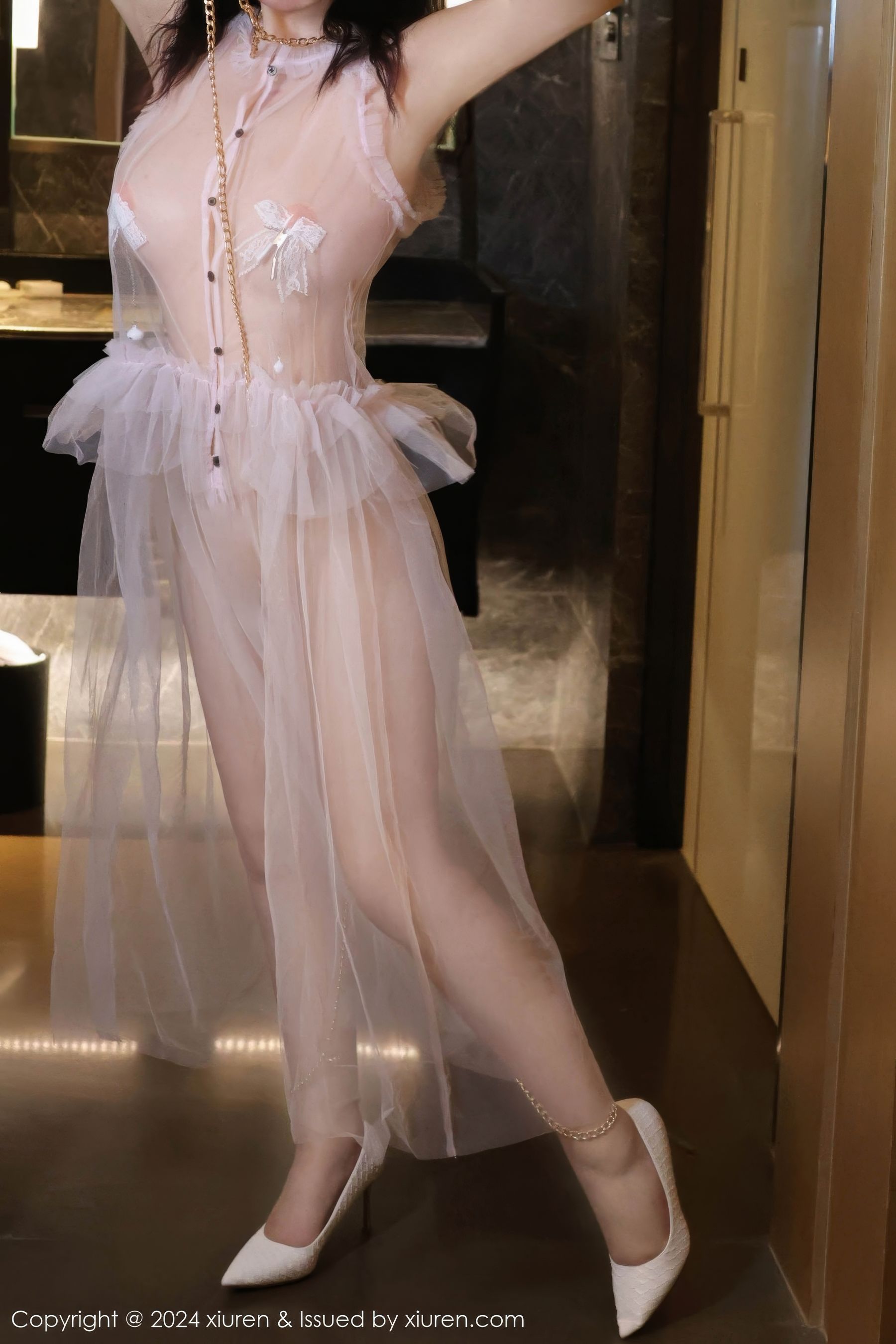 View - [XiuRen] 2024.09.14 No.9164 小薯条nienie - 图库库