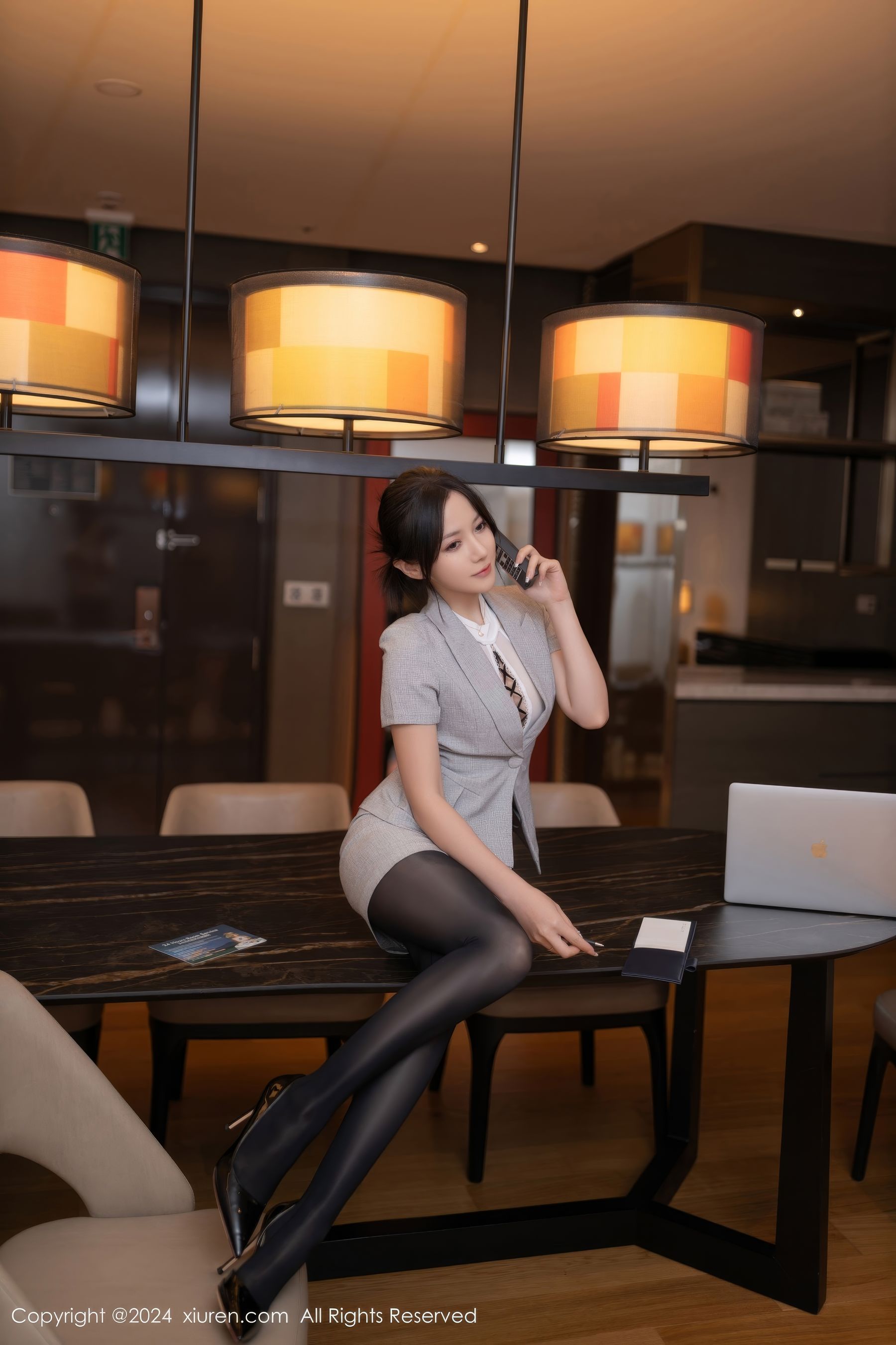 View - [XiuRen] 2024.09.20 No.9189 鱼子酱Fish - 图库库