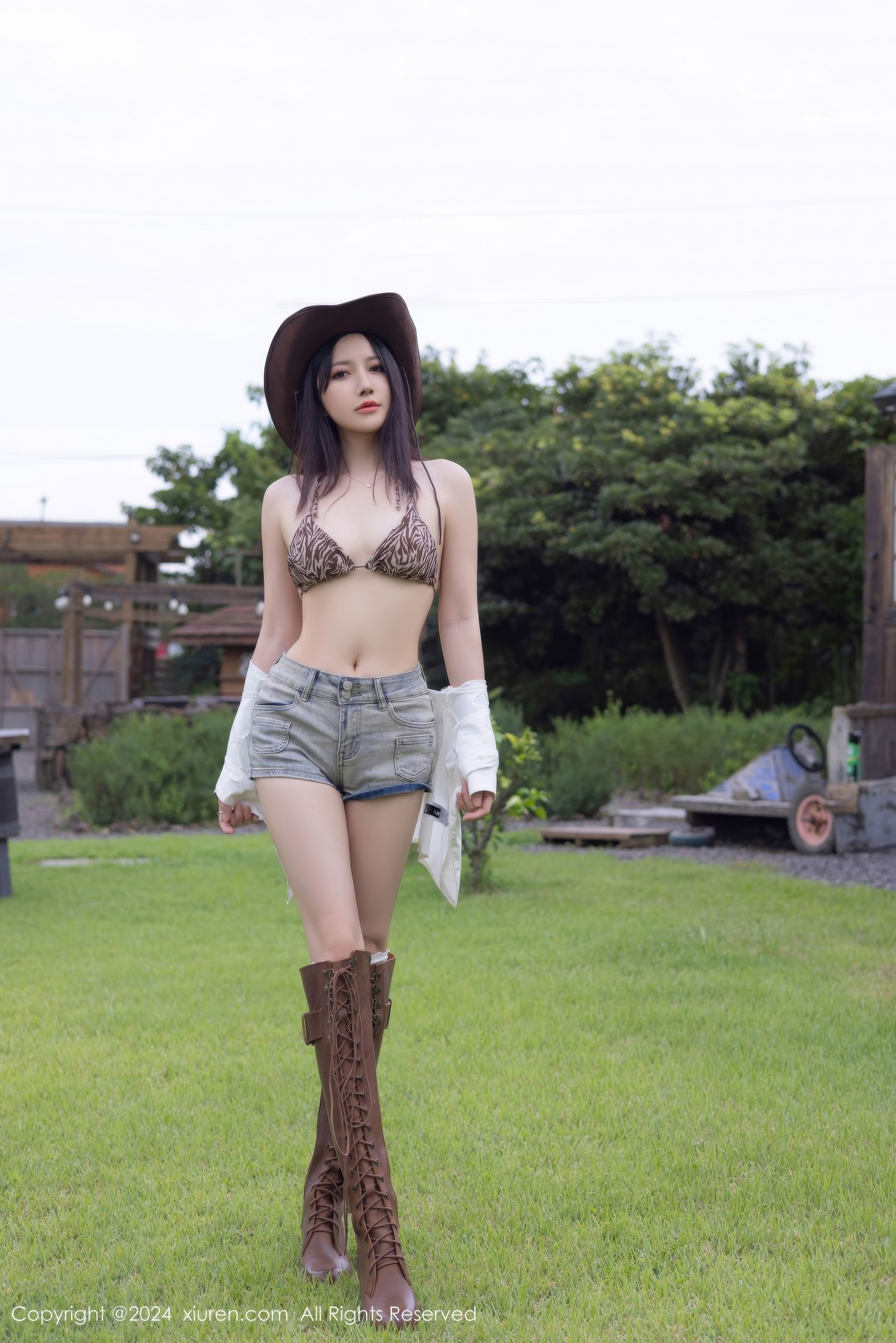 View - [XiuRen] 2024.09.14 No.9166 鱼子酱Fish - 图库库