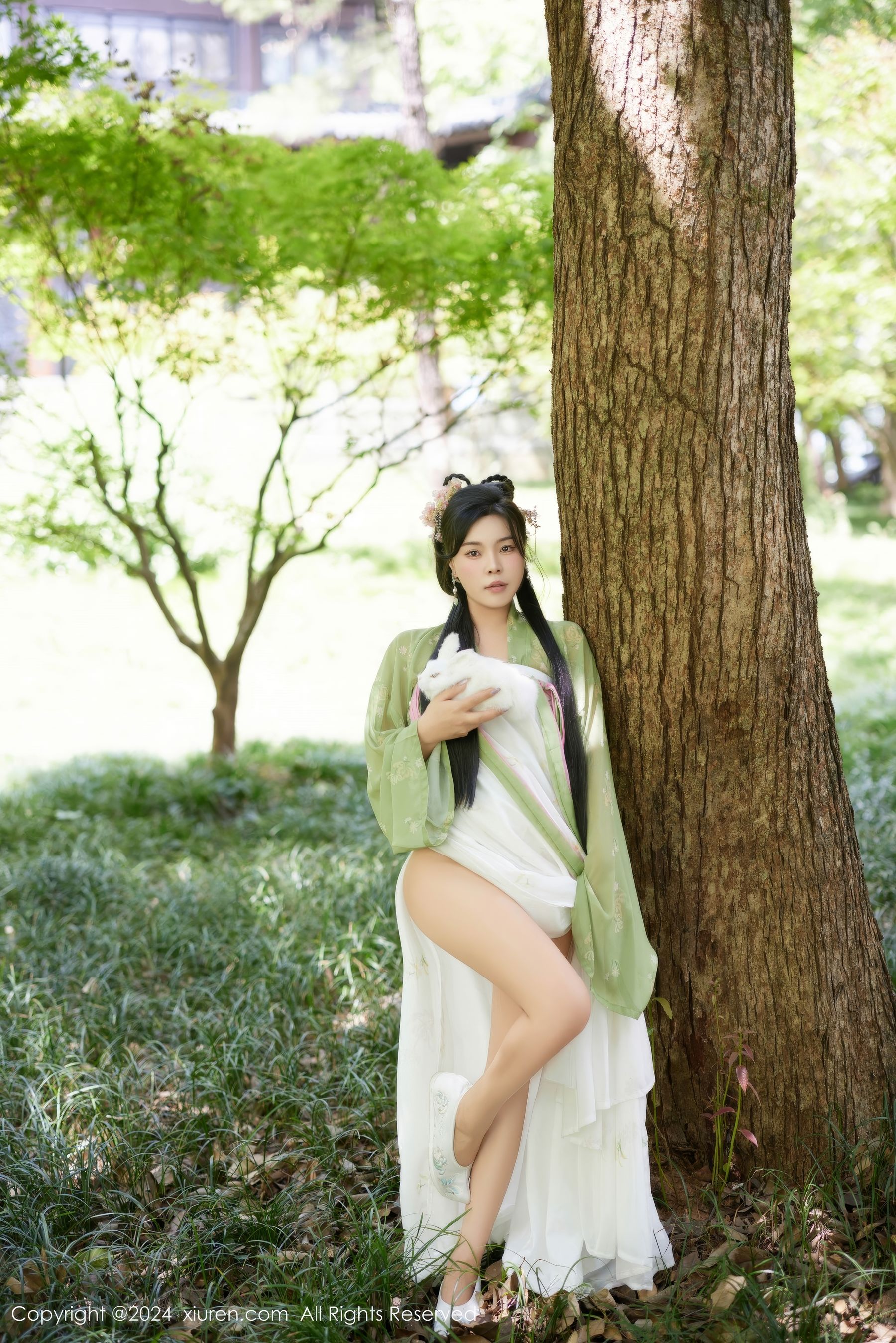 View - [XiuRen] 2024.09.14 No.9162 麦田 - 图库库