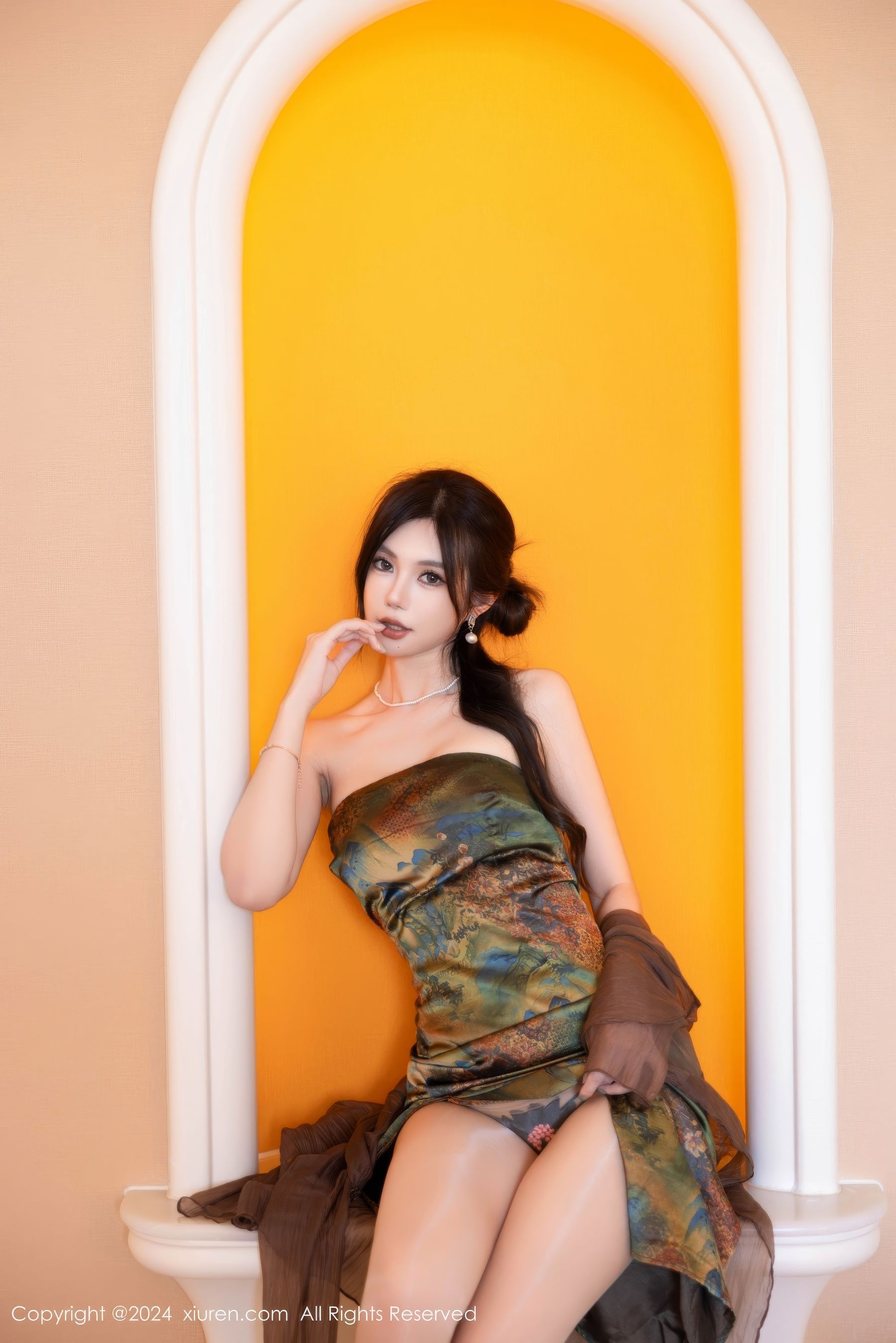 View - [XiuRen] 2024.09.14 No.9161 绮里嘉ula - 图库库