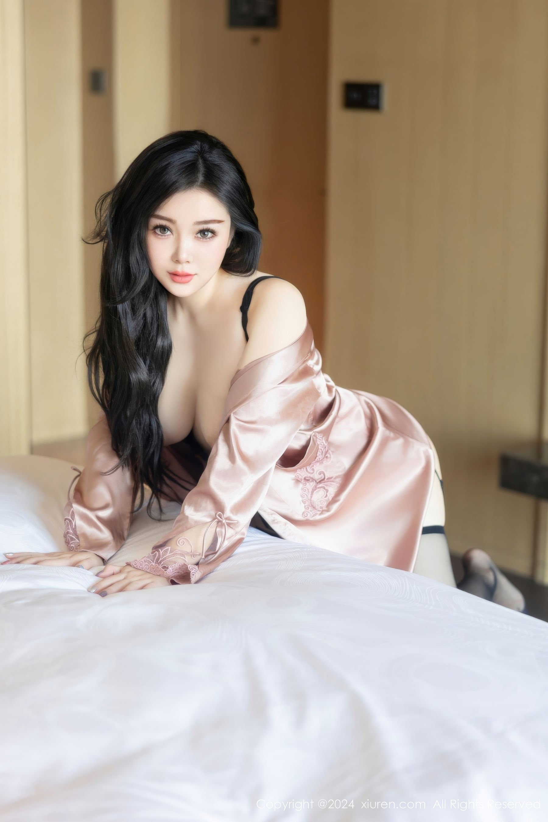 View - [XiuRen] 2024.09.14 No.9159 白洁Bessie - 图库库