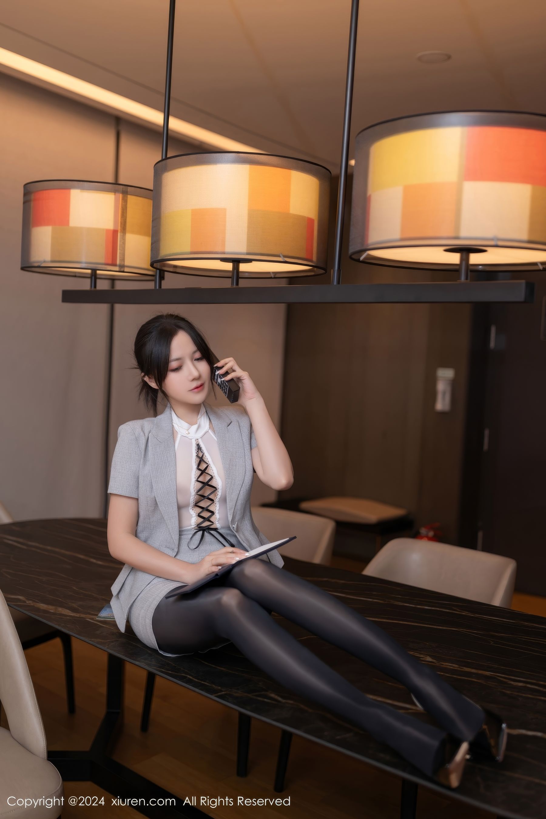 View - [XiuRen] 2024.09.20 No.9189 鱼子酱Fish - 图库库