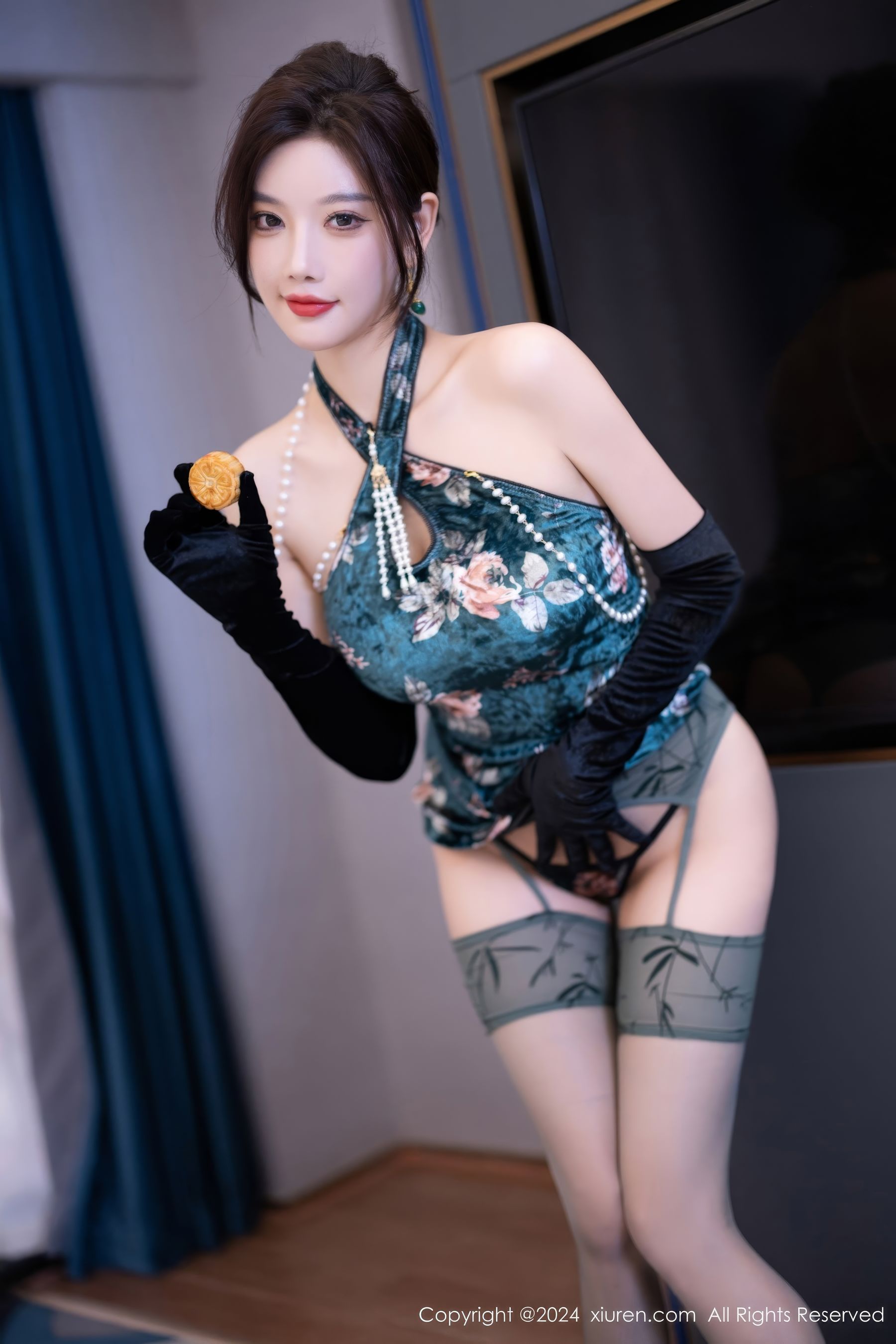 View - [XiuRen] 2024.09.14 No.9165 杨晨晨Yome - 图库库