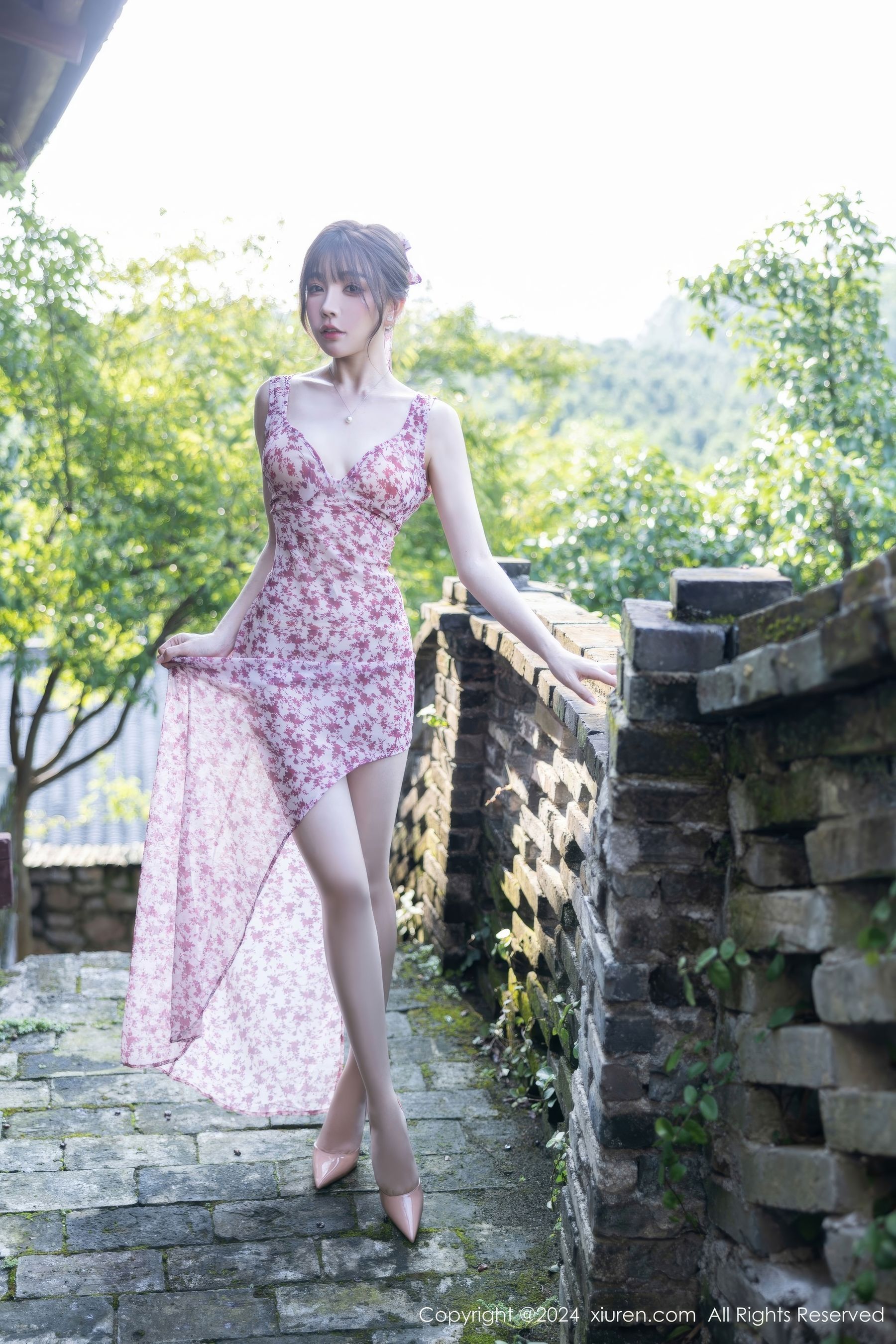 View - [XiuRen] 2024.09.23 No.9195 徐莉芝Booty - 图库库