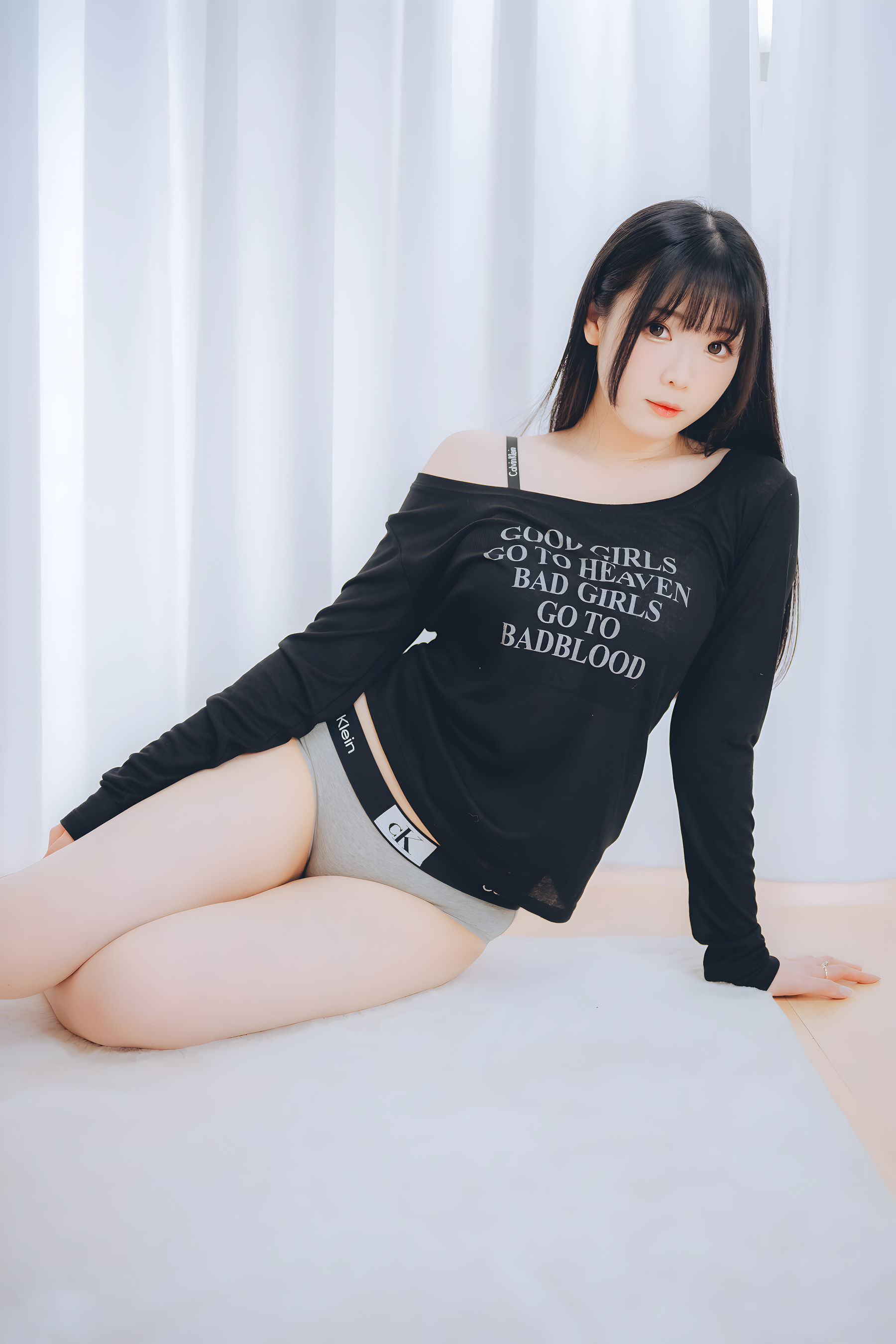 Gallery - 微博妹纸霜月shimo - 週末彼女 - 图库库