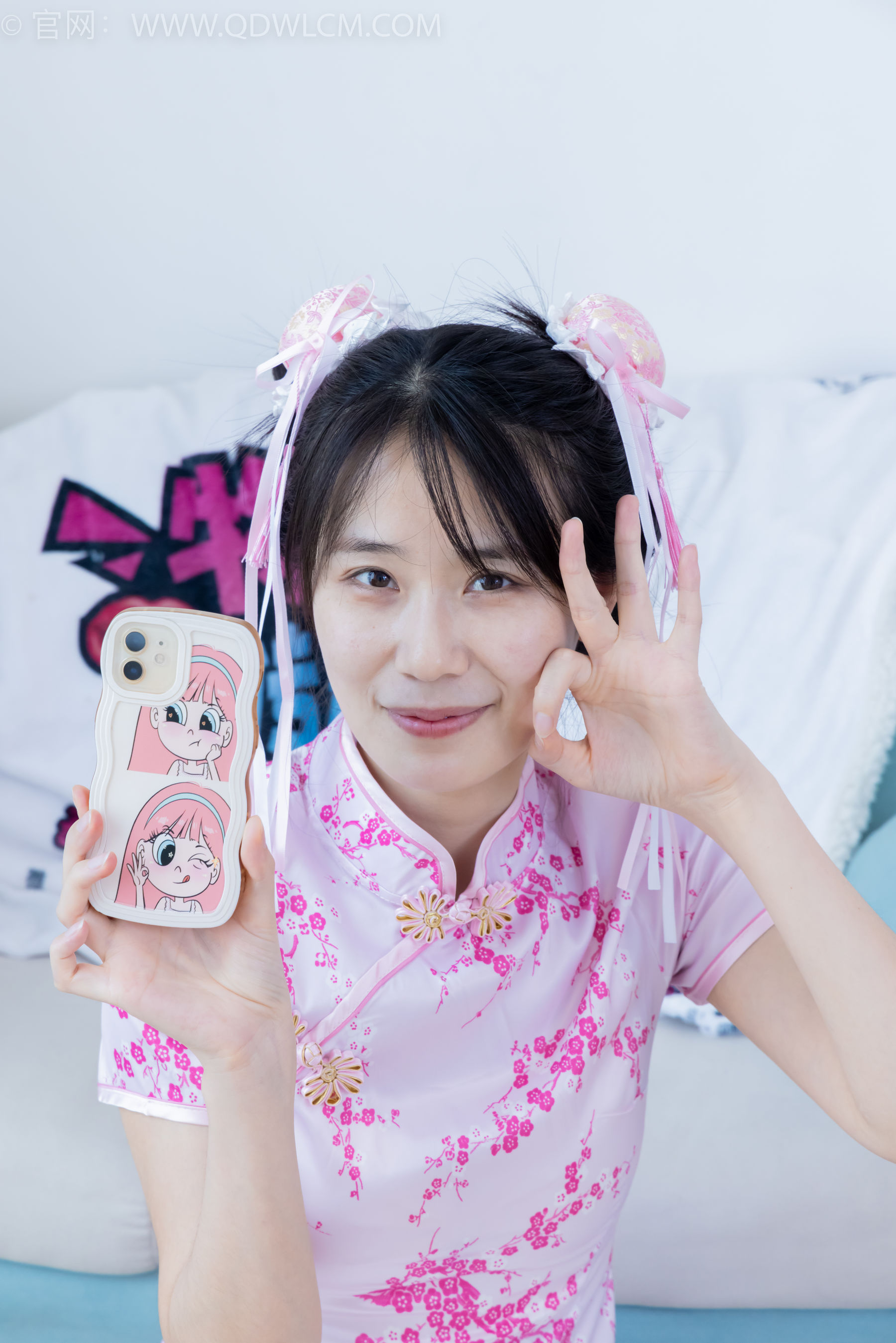 View - 物恋传媒 - Chiness Model  No.2130 菜菜 - 粉红泡泡 - 图库库