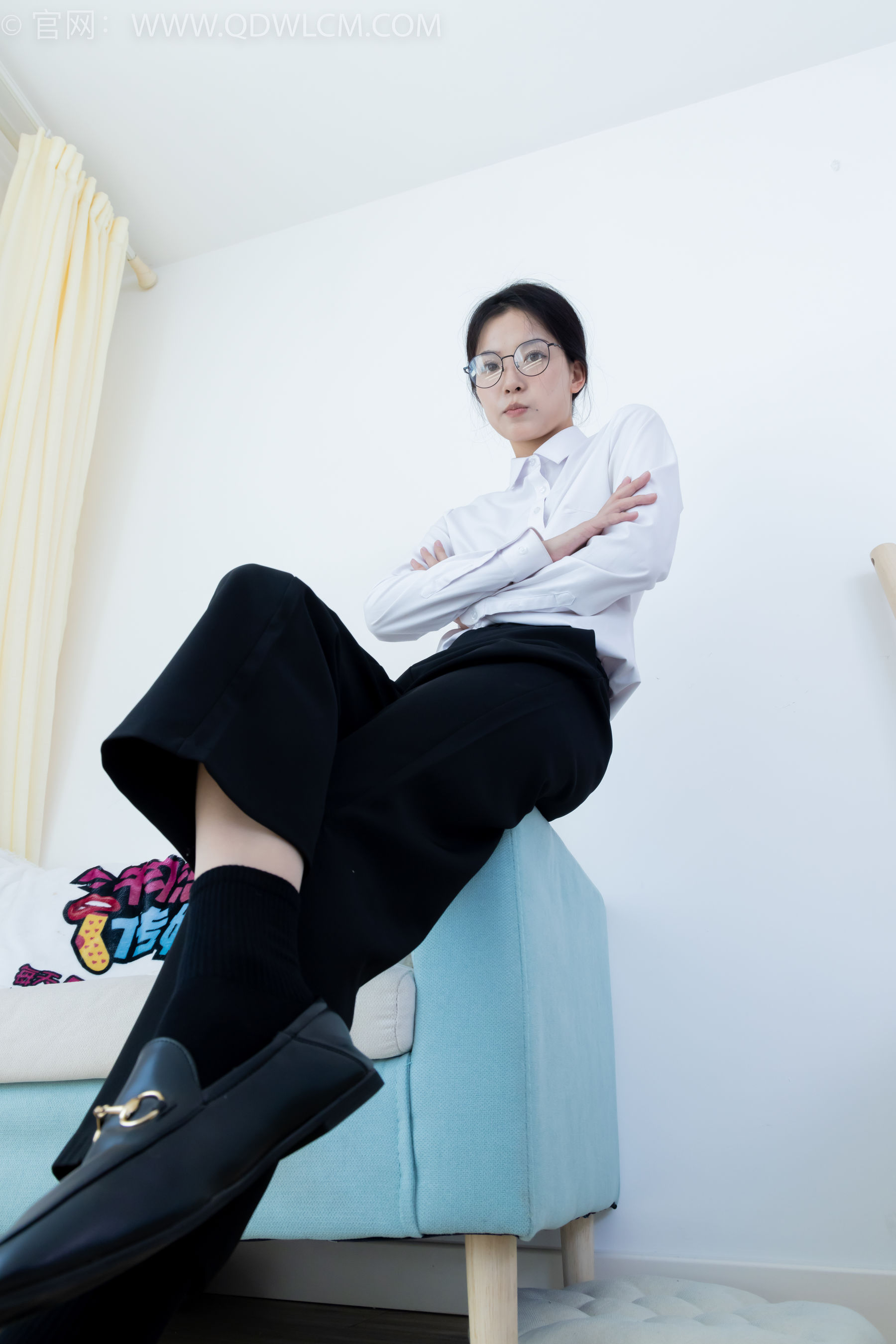 View - 物恋传媒 - Chiness Model  No.2126 茯苓 - 泛黄的相片 - 图库库