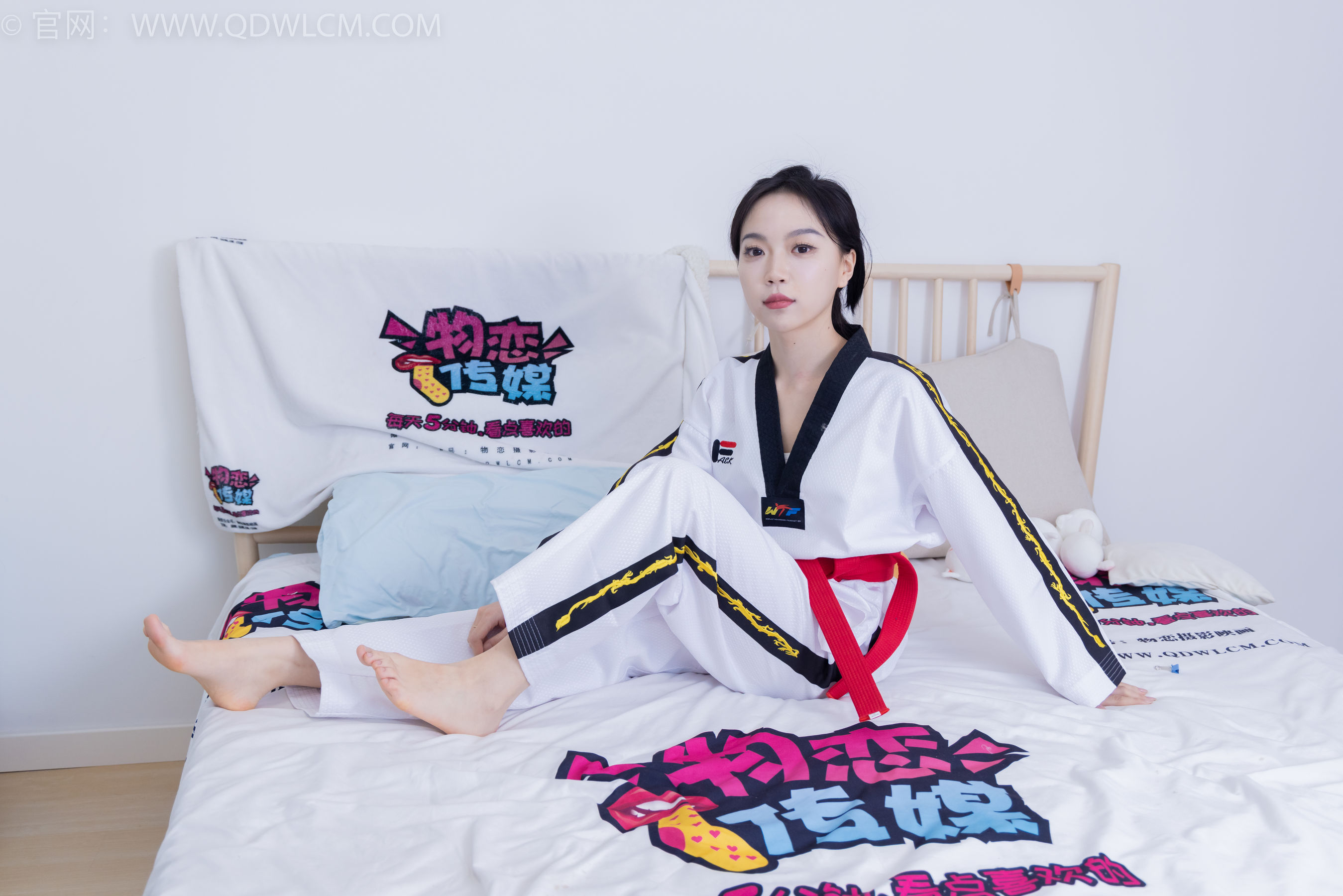 View - 物恋传媒 - Chiness Model  No.2128 纱纱 - 暮色褪尽 - 图库库