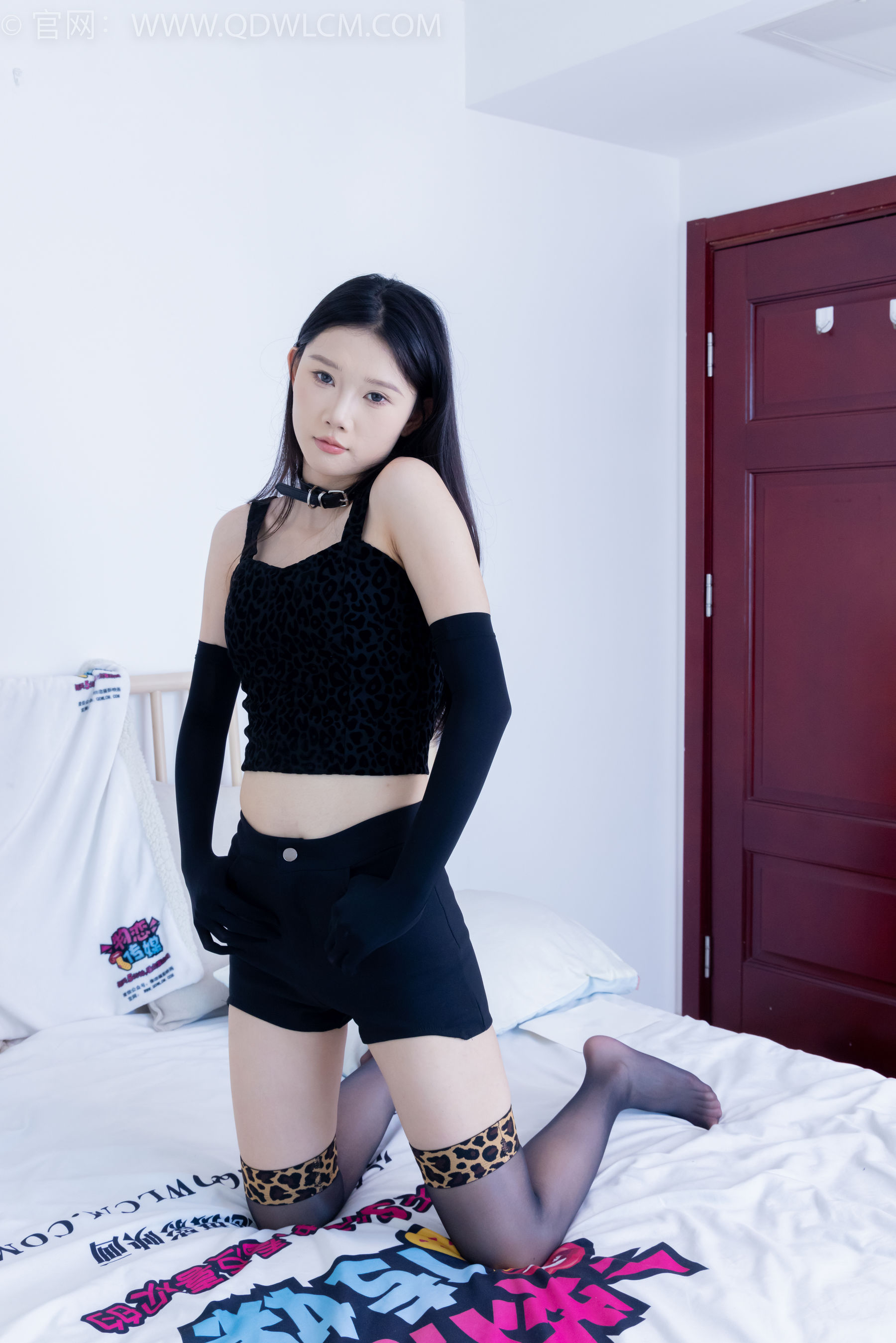 View - 物恋传媒 - Chiness Model  No.2125 小竹 - 孤独的总和 - 图库库