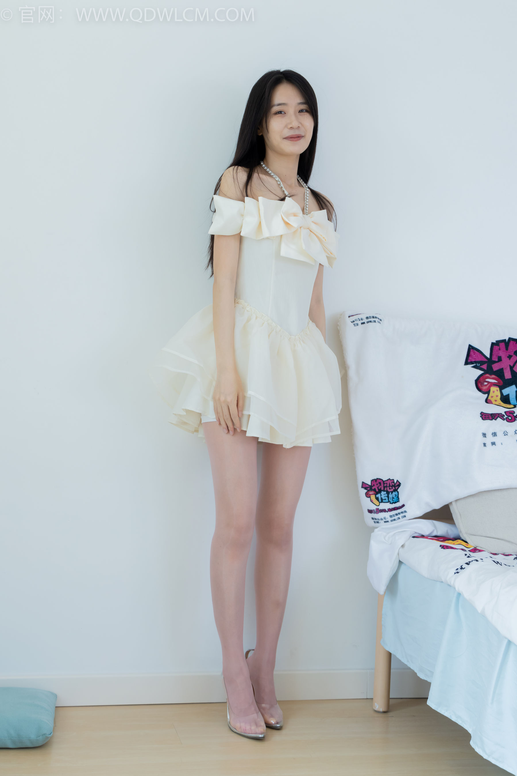 View - 物恋传媒 - Chiness Model  No.2123 菜菜 - 童话小鹿 - 图库库