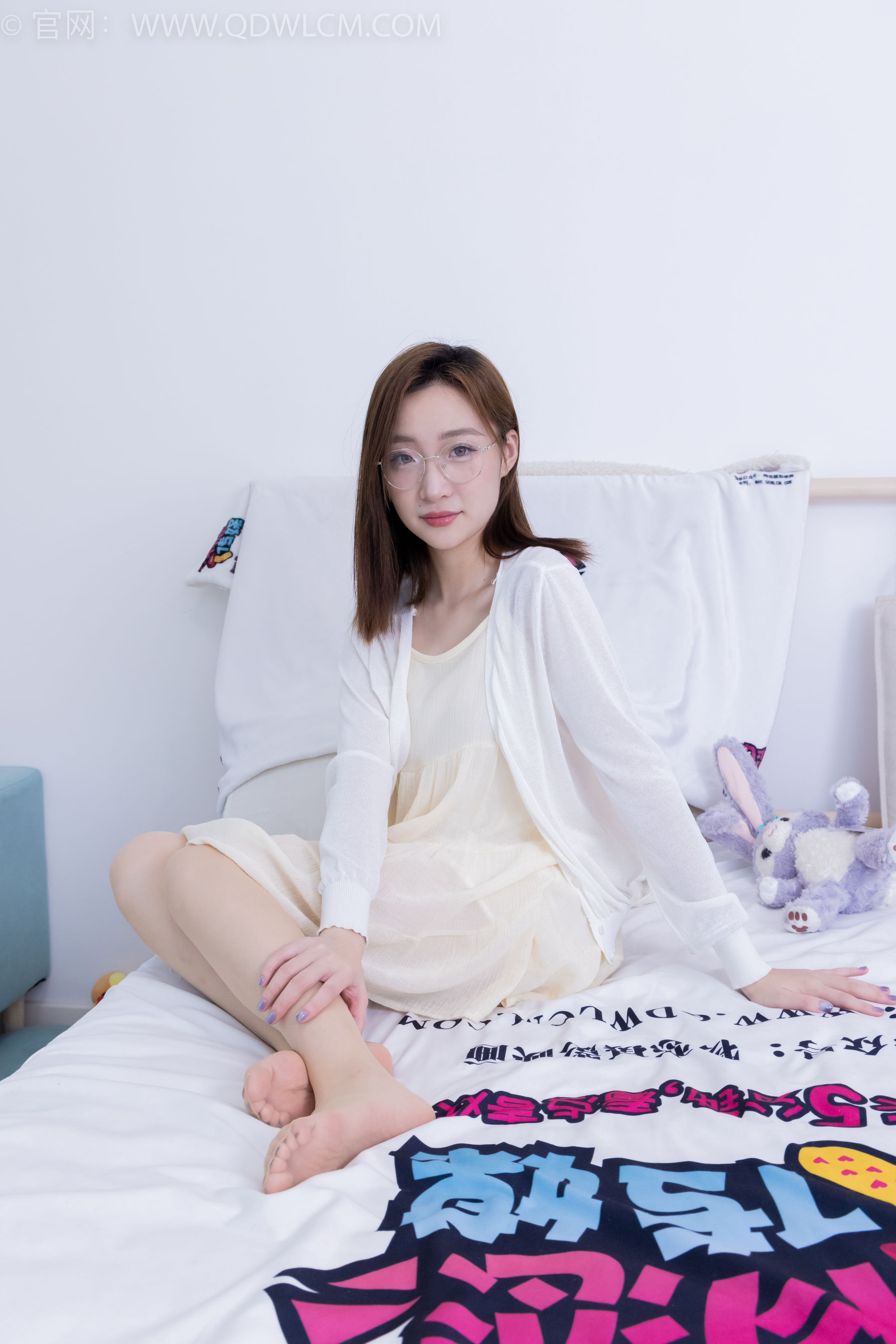 View - 物恋传媒 - Chiness Model  No.2129 恬恬 - 相思愈浓 - 图库库