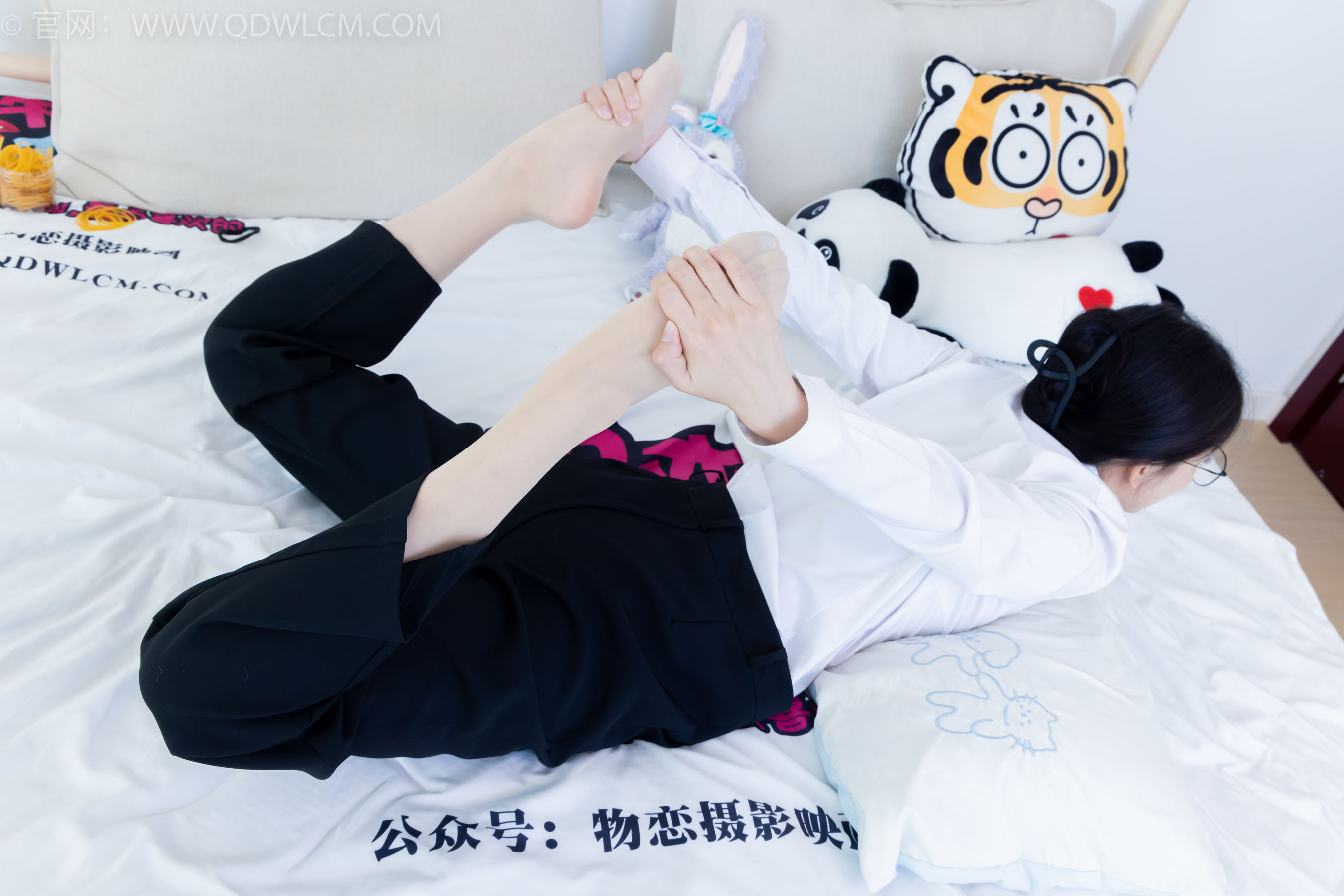 View - 物恋传媒 - Chiness Model  No.2126 茯苓 - 泛黄的相片 - 图库库