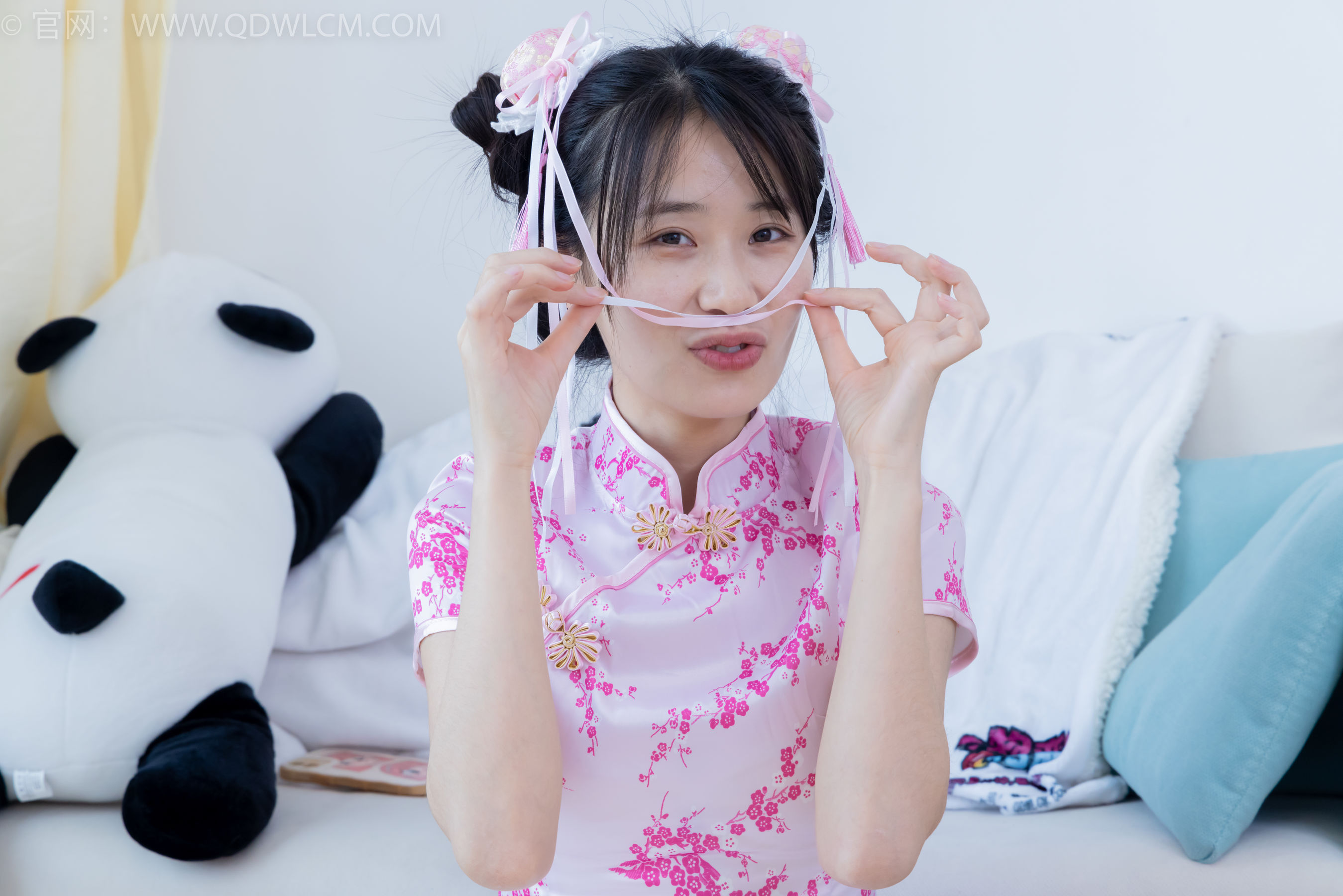 View - 物恋传媒 - Chiness Model  No.2130 菜菜 - 粉红泡泡 - 图库库