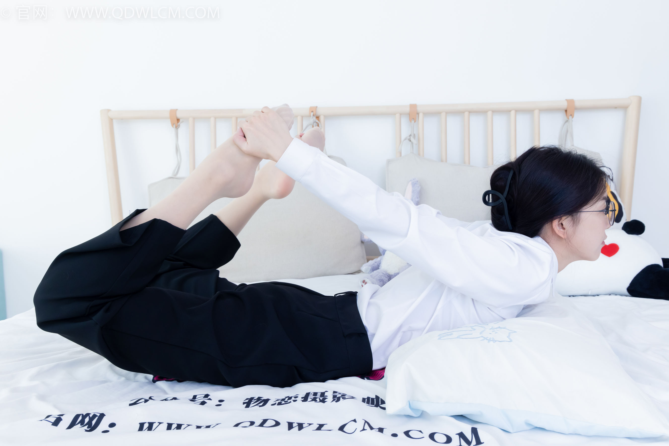 View - 物恋传媒 - Chiness Model  No.2126 茯苓 - 泛黄的相片 - 图库库