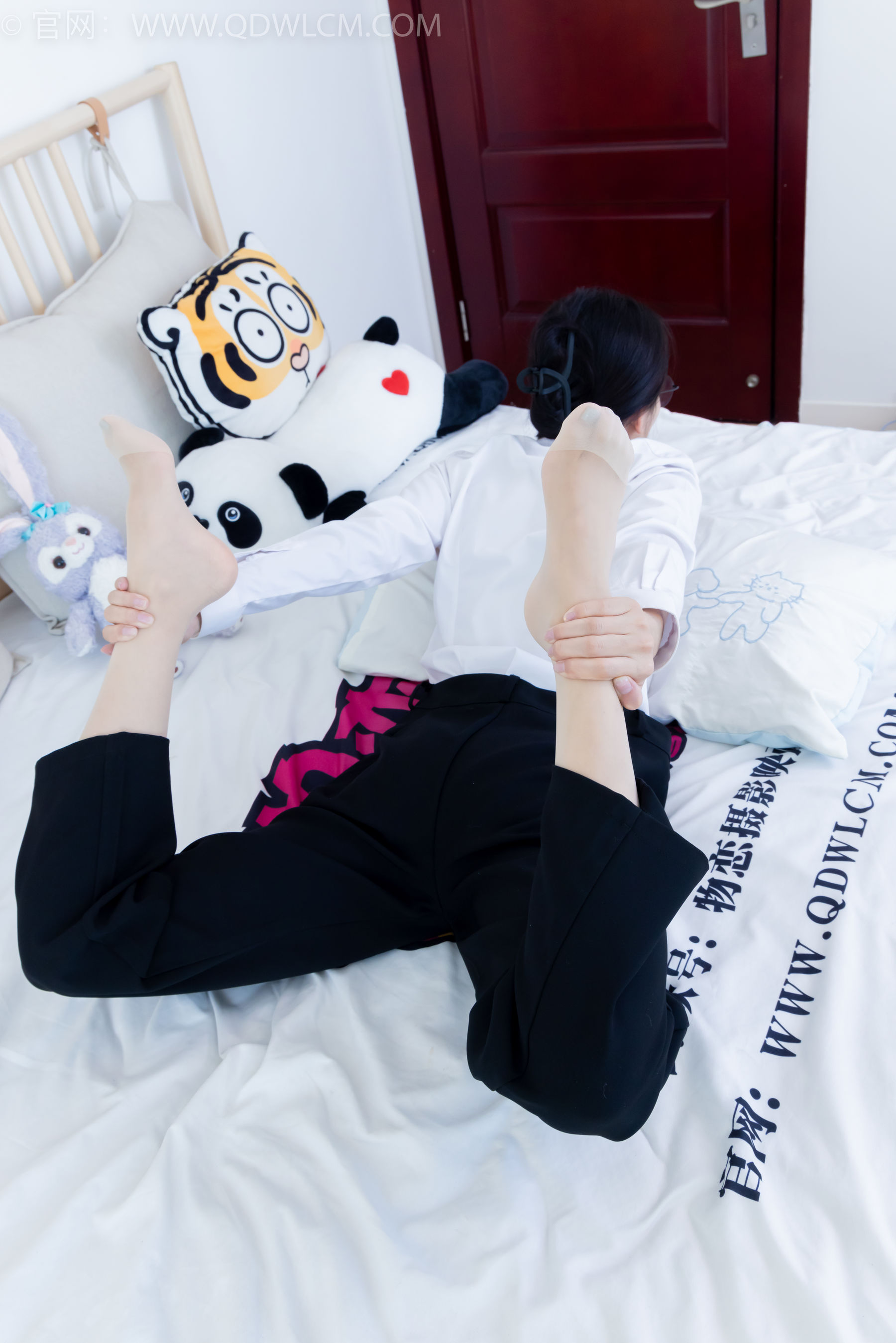 View - 物恋传媒 - Chiness Model  No.2126 茯苓 - 泛黄的相片 - 图库库