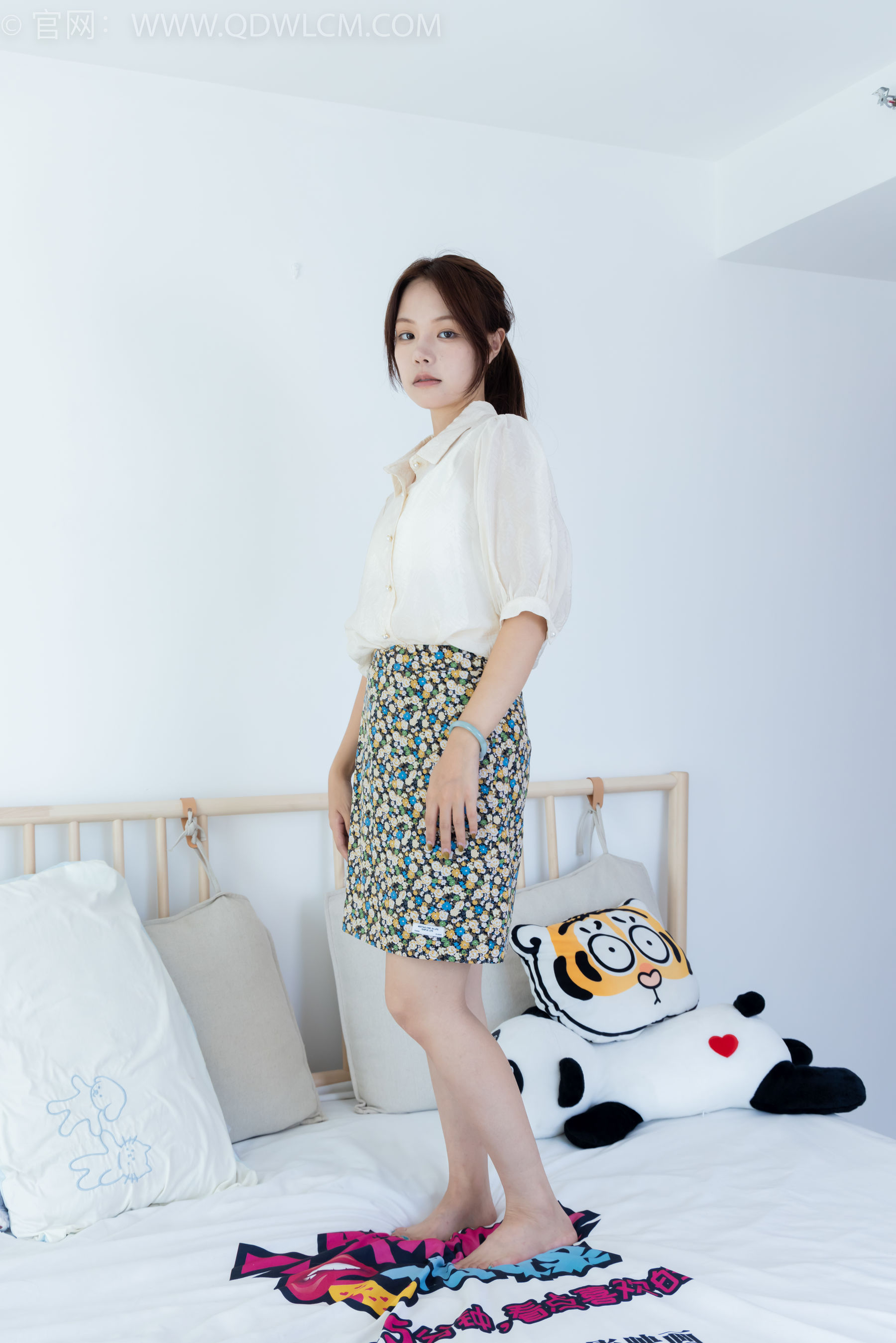 View - 物恋传媒 - Chiness Model  No.2127 舒舒 - 心底的眷恋 - 图库库