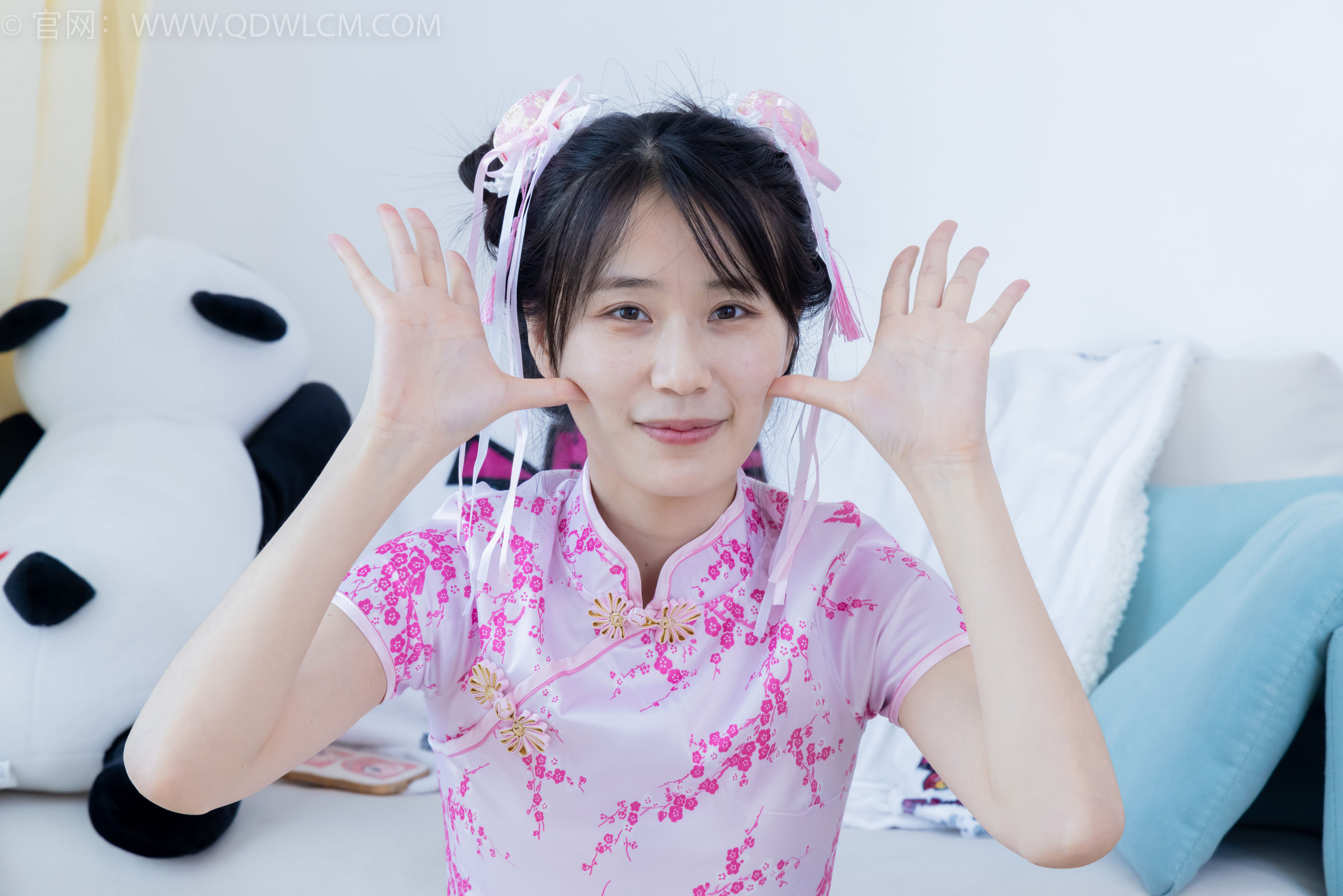 View - 物恋传媒 - Chiness Model  No.2130 菜菜 - 粉红泡泡 - 图库库