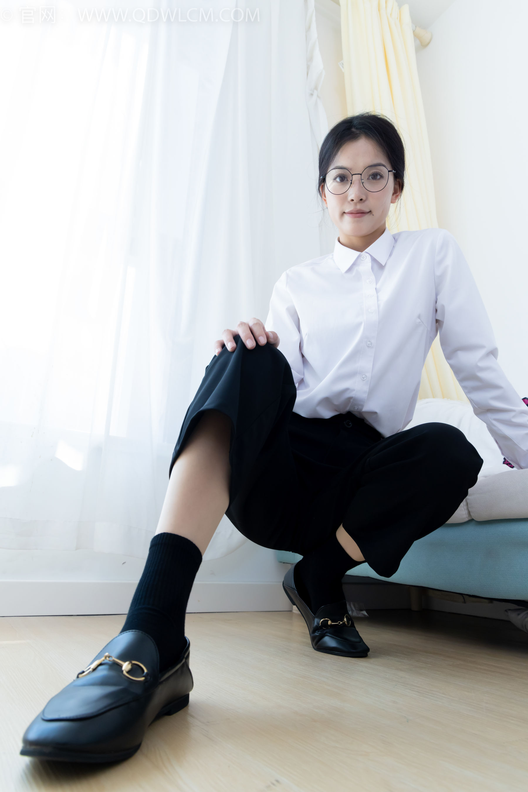 View - 物恋传媒 - Chiness Model  No.2126 茯苓 - 泛黄的相片 - 图库库